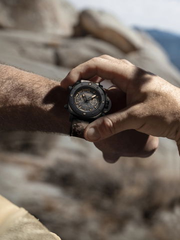 Panerai Submersible Chrono Navy SEALs Titanio