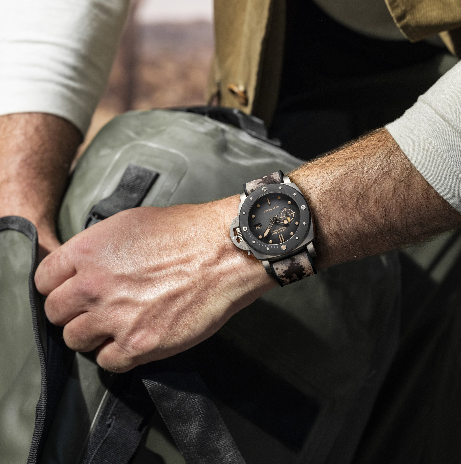 Panerai Submersible 47 Navy SEALs Titanio