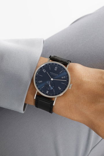 Nomos Glashütte Tangente 2date