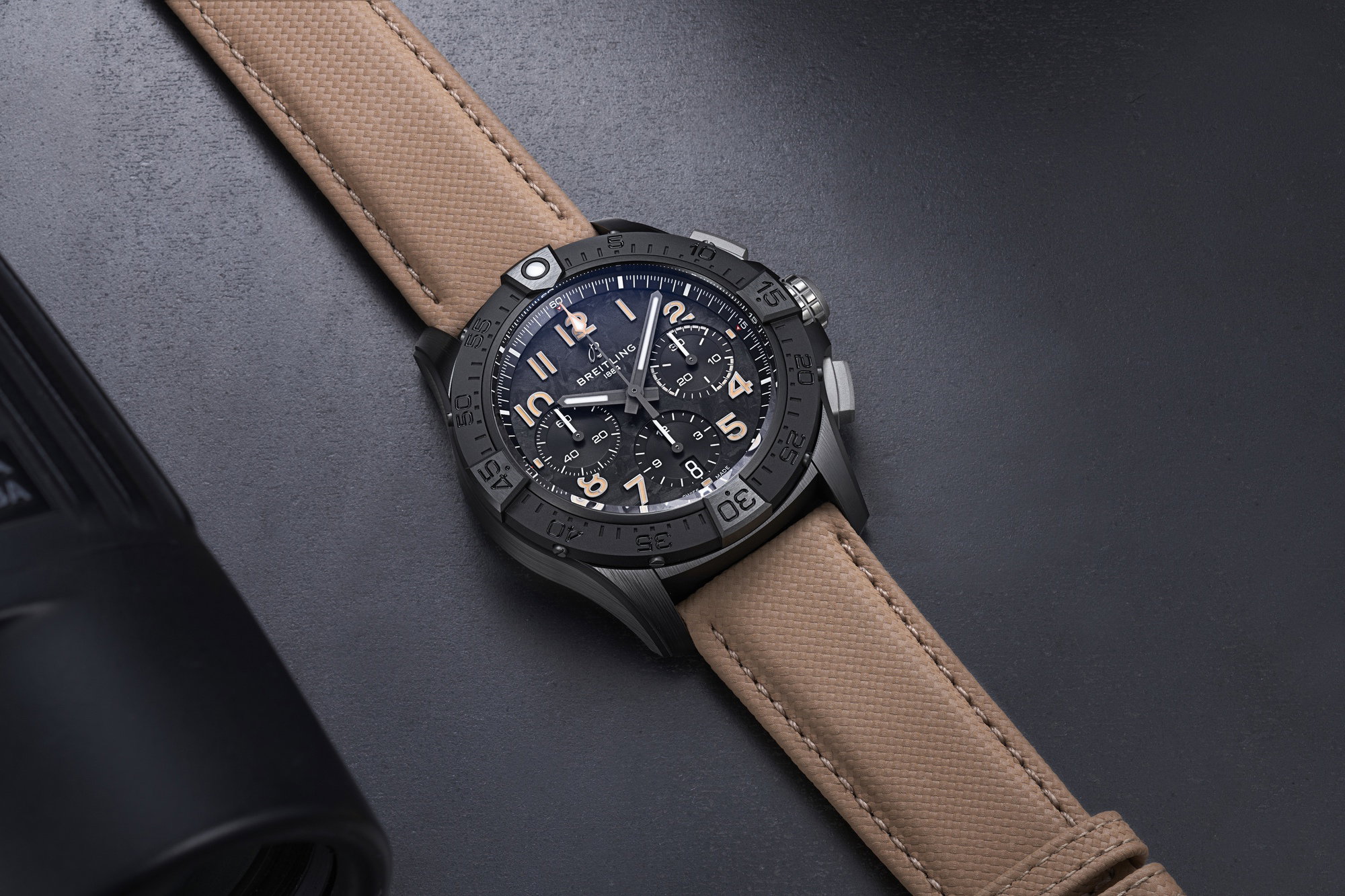 Avenger B01 Chronograph 42 Night Mission - Image 3