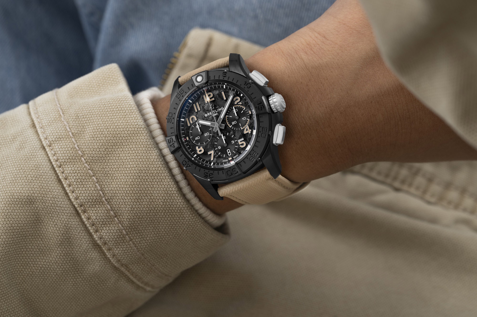 Avenger B01 Chronograph 42 Night Mission - Image 4