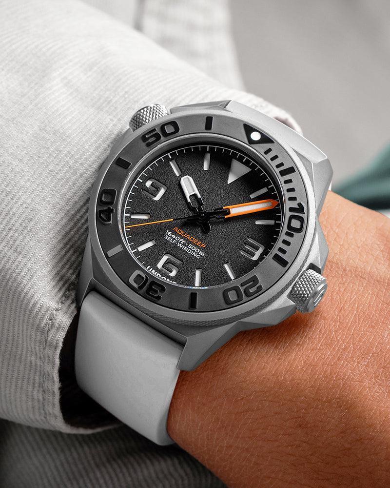 Aquadeep Signal White Automatic