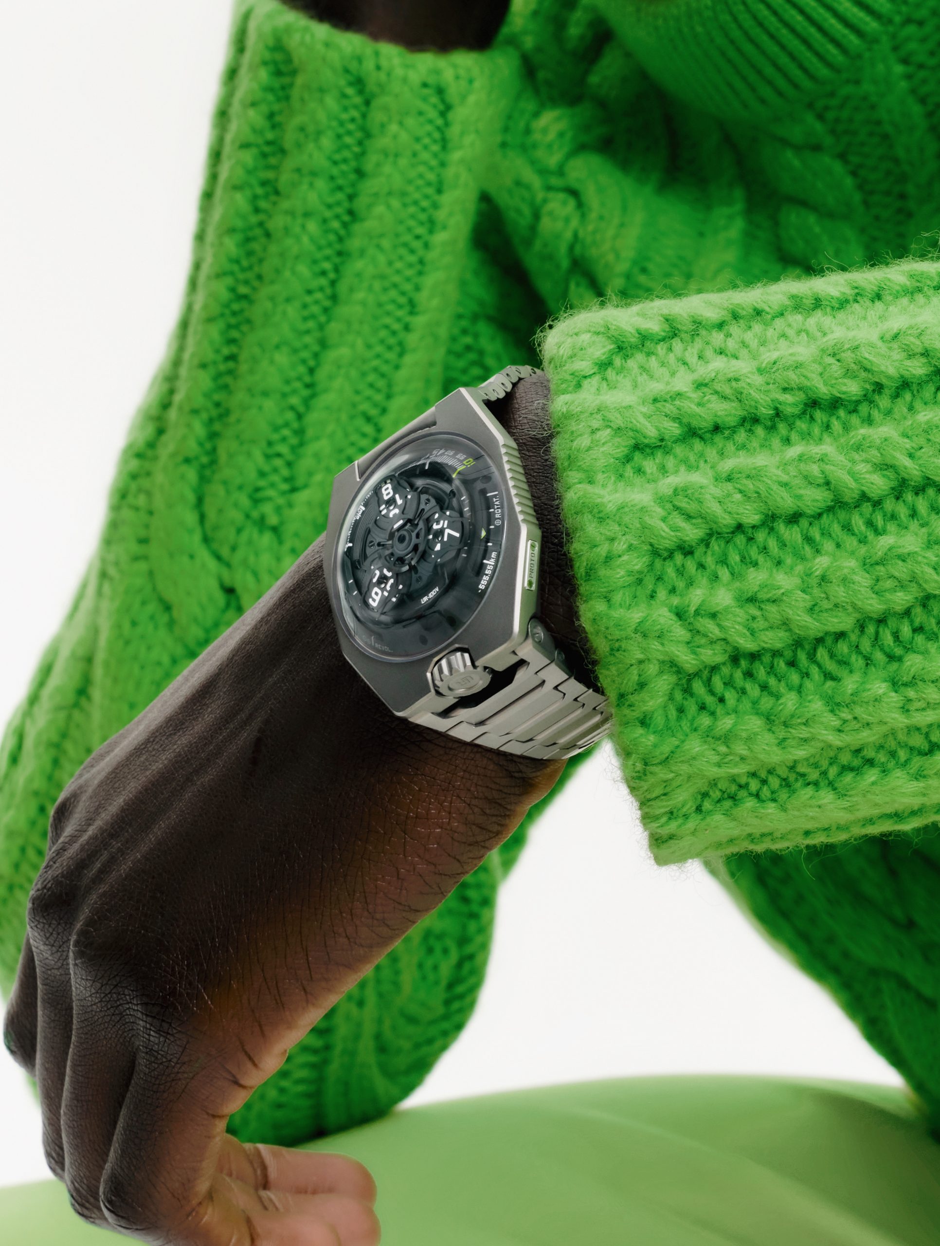 UR-100V Magic T Hunter Green - Image 4