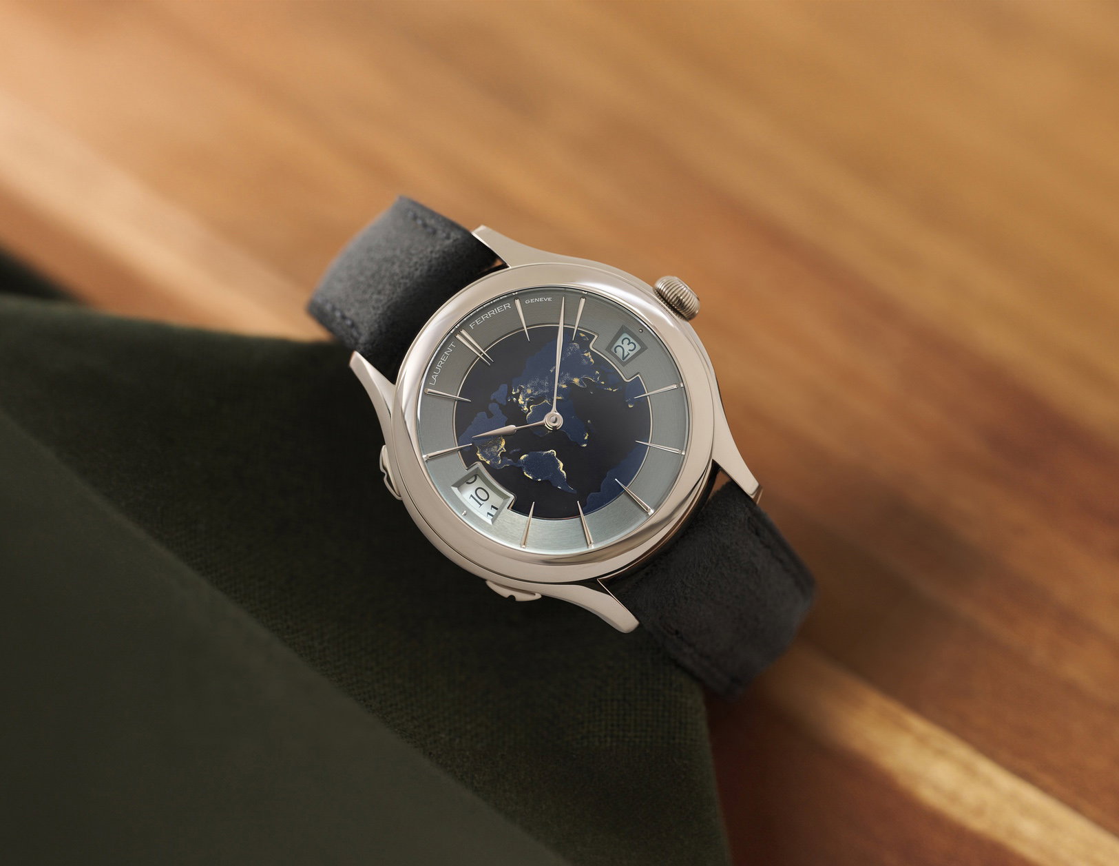 Laurent Ferrier Classic Traveller Globe Night Blue