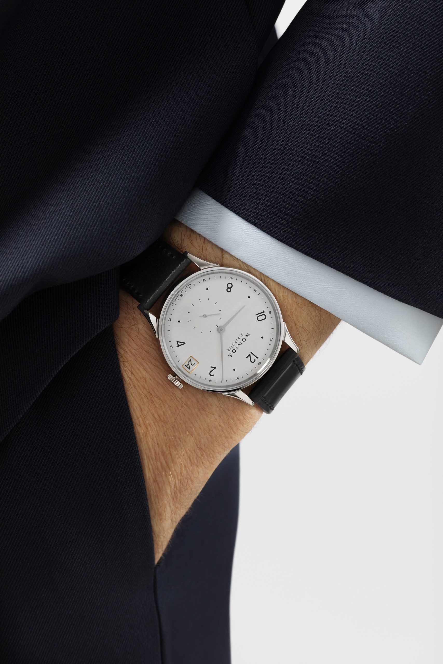 Nomos Glashütte Minimatik date 39