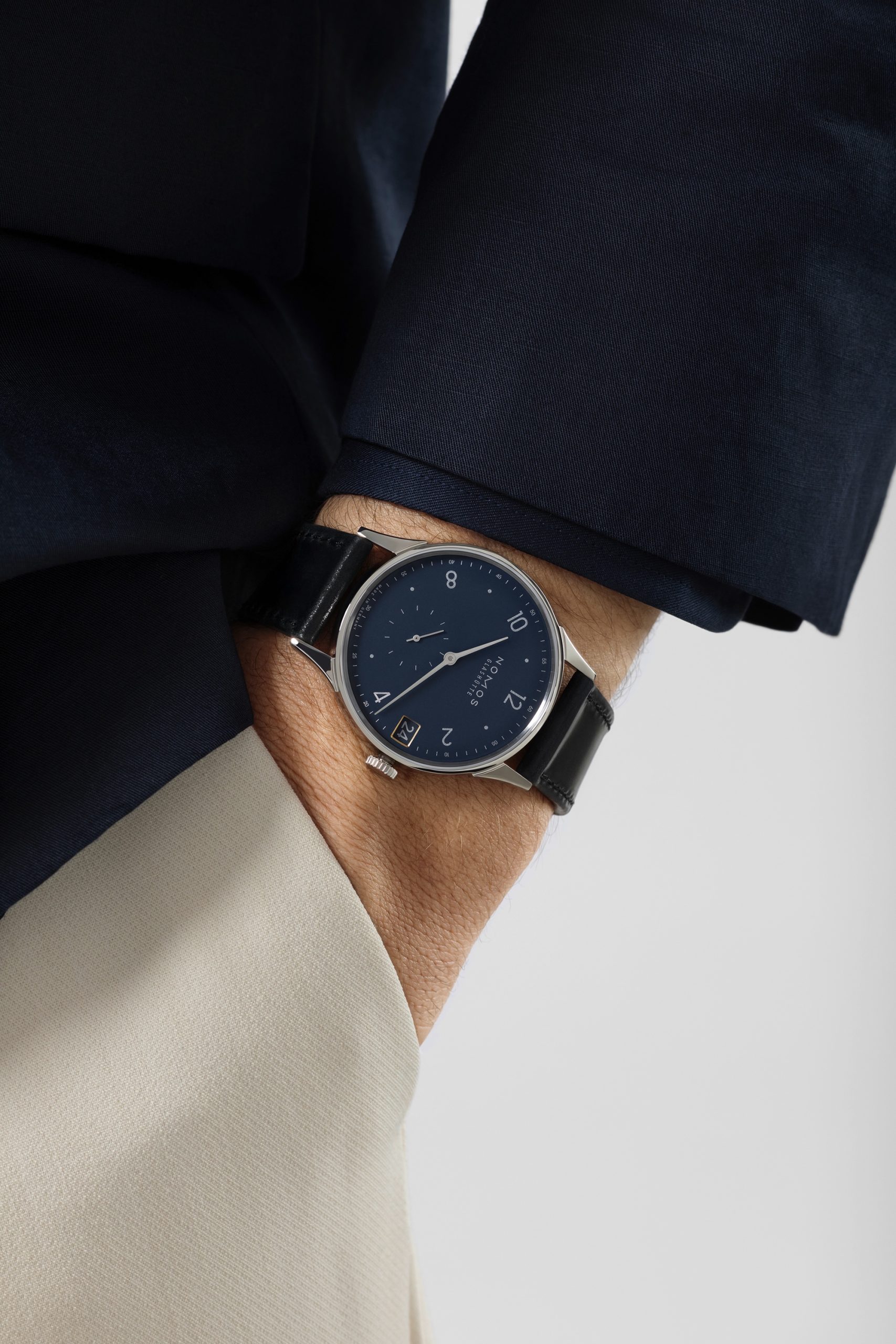 Nomos Glashütte Minimatik date 39 blue