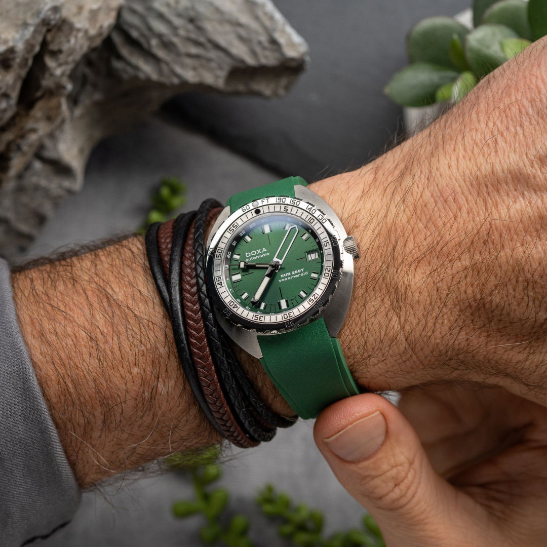 Doxa SUB 250T GMT Sea Emerald – 855.10.131.26 – $2,750