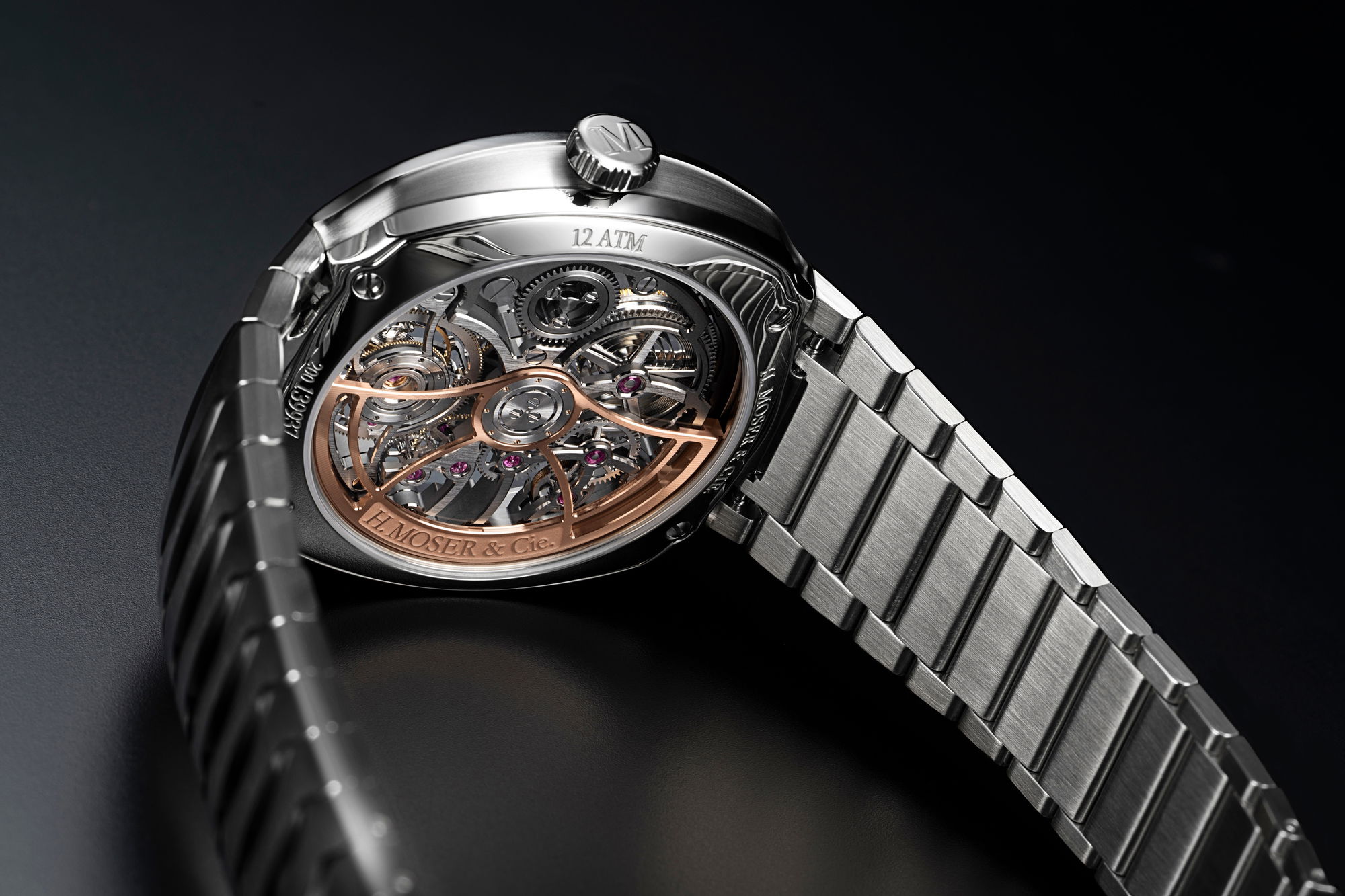 H. Moser &amp; Cie Streamliner Tourbillon Skeleton Rainbow