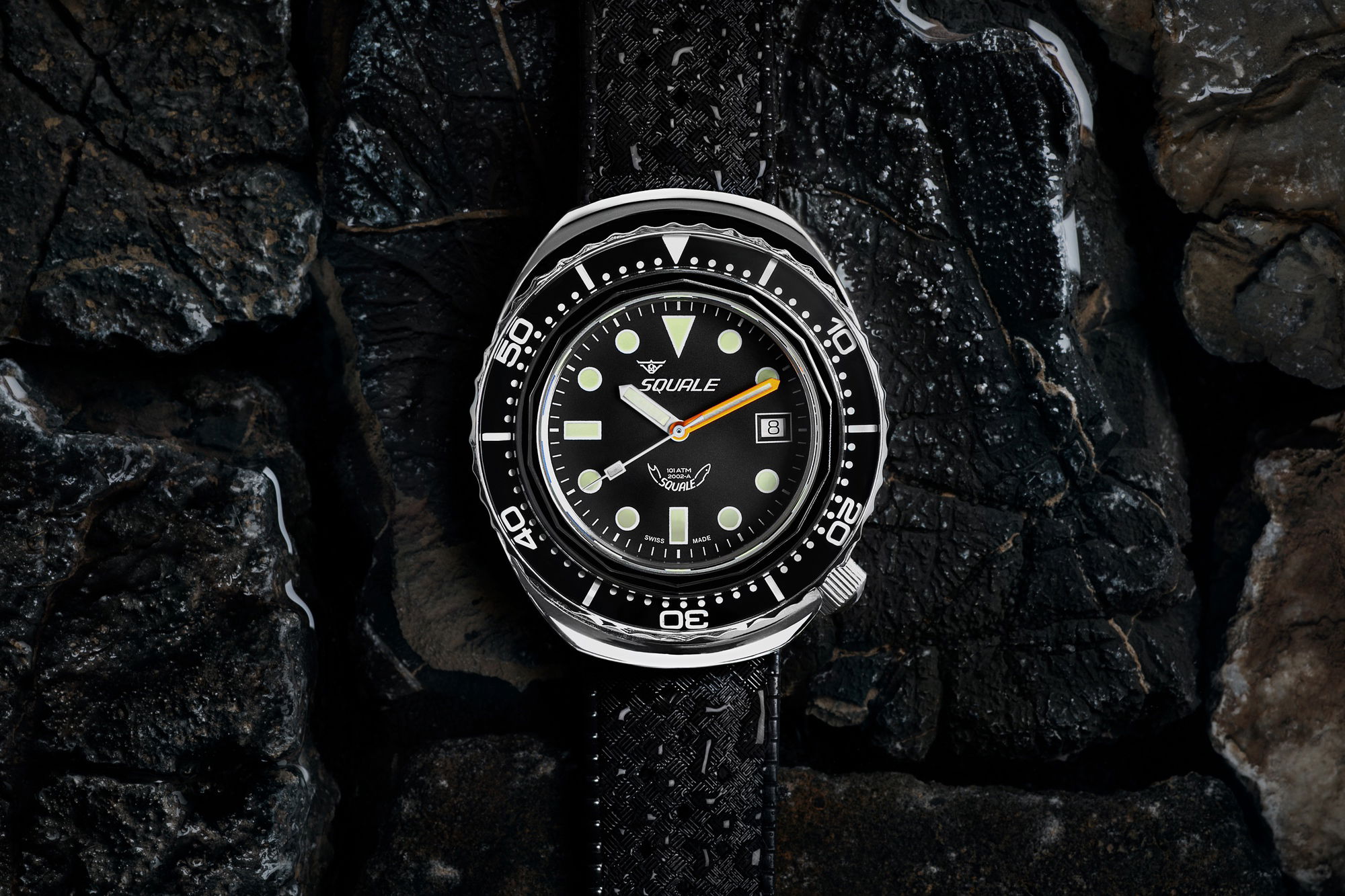 Squale 2002 Black Round Dots