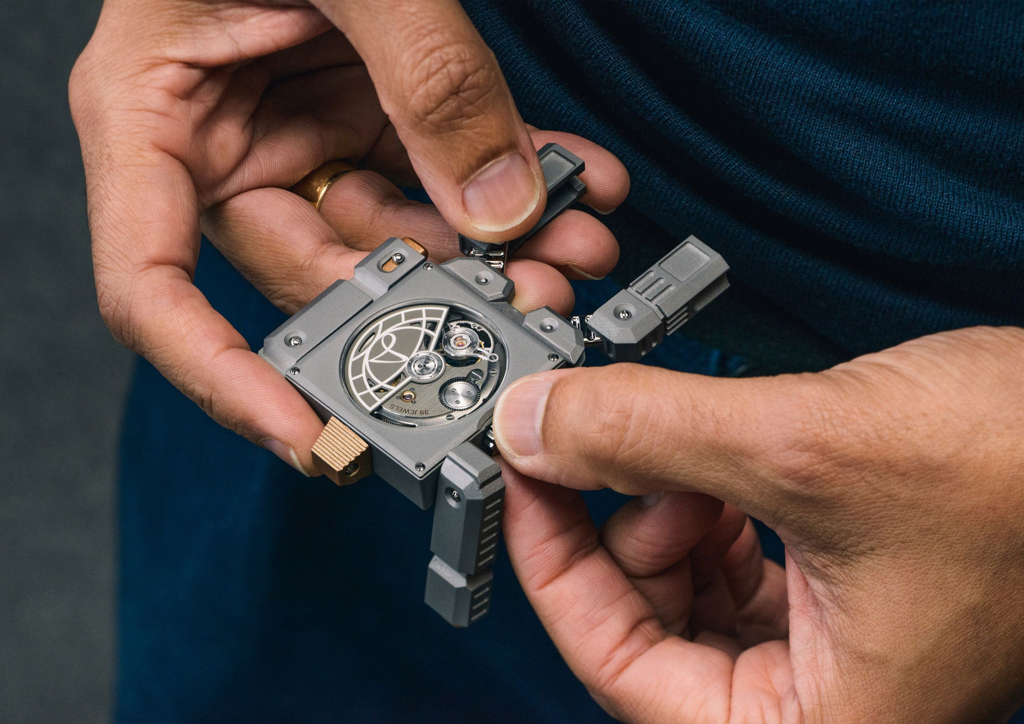 Hautlence Retrovision &#039;85