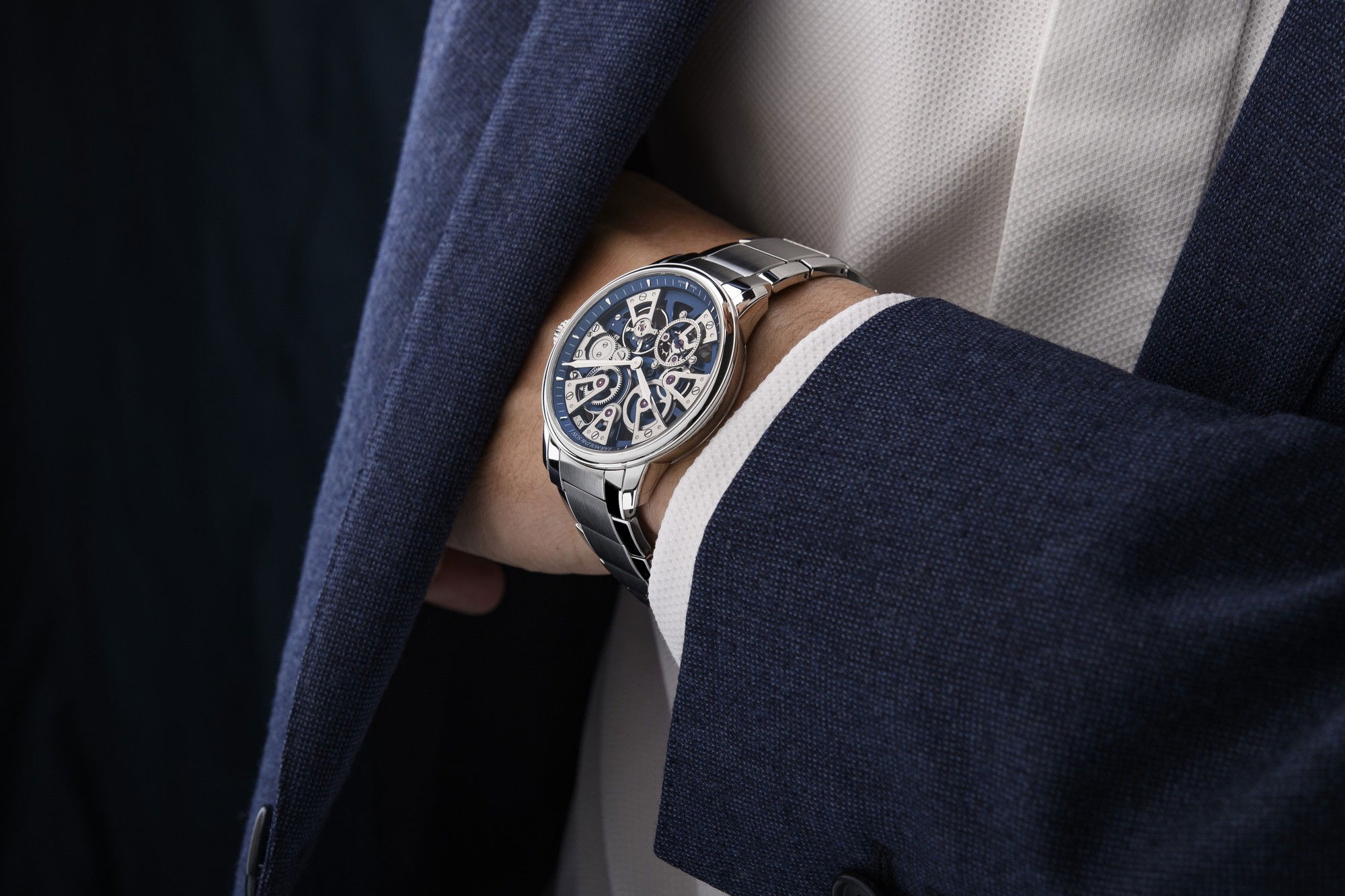 Arnold &amp; Son Nebula 40 Steel Blue