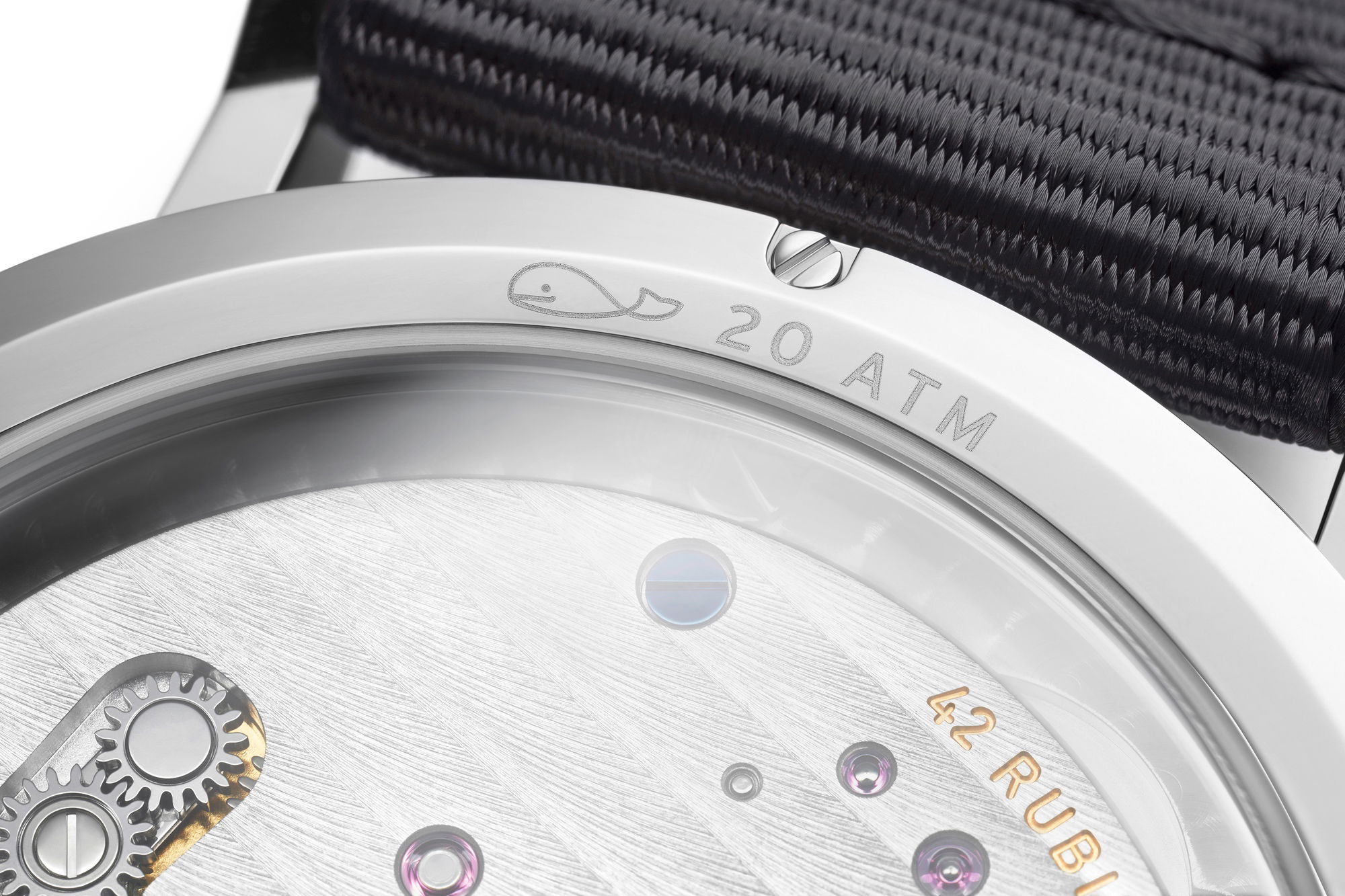 Nomos Glashütte Ahoi neomatik 38 Date