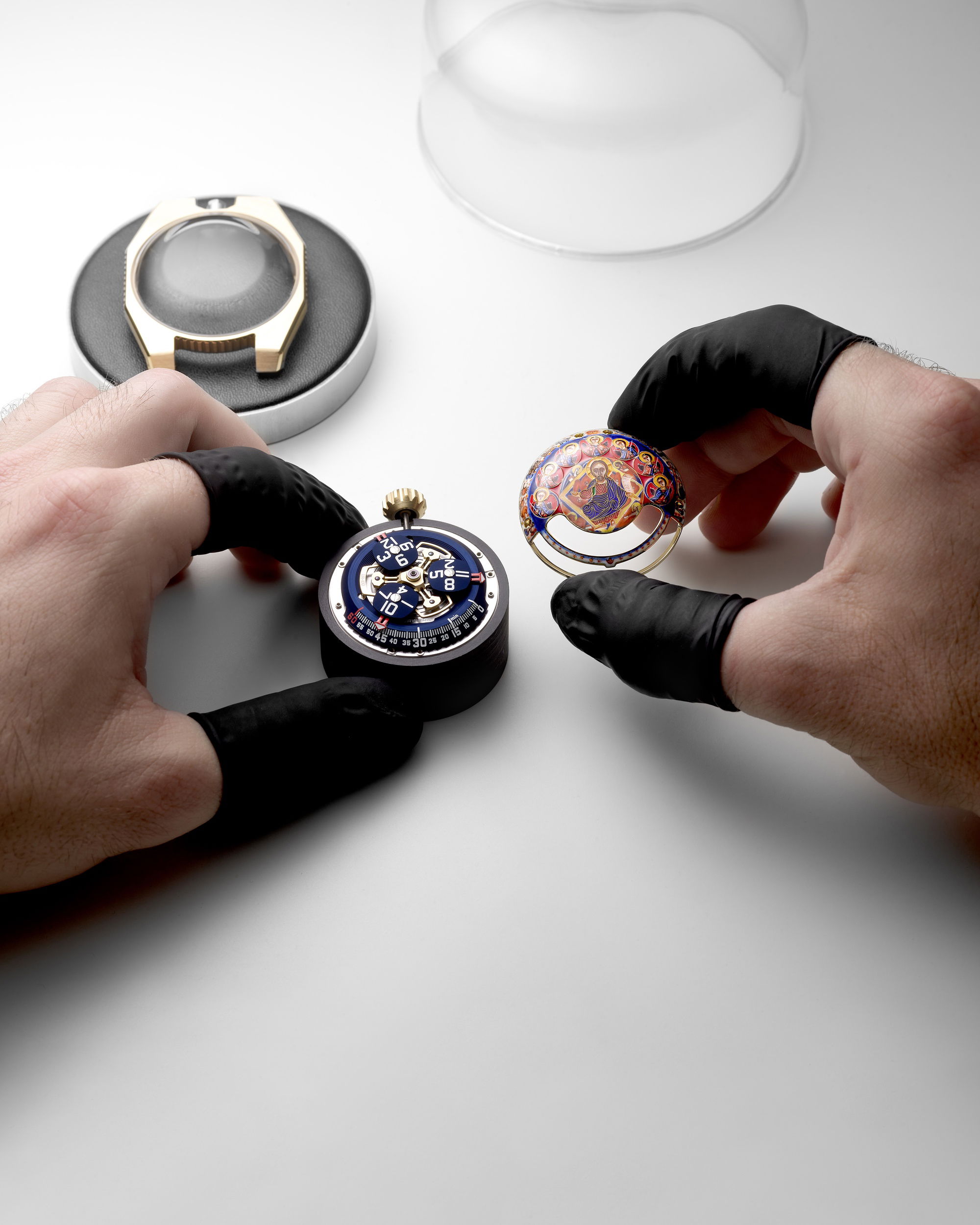 Urwerk UR-100V Time and Culture III