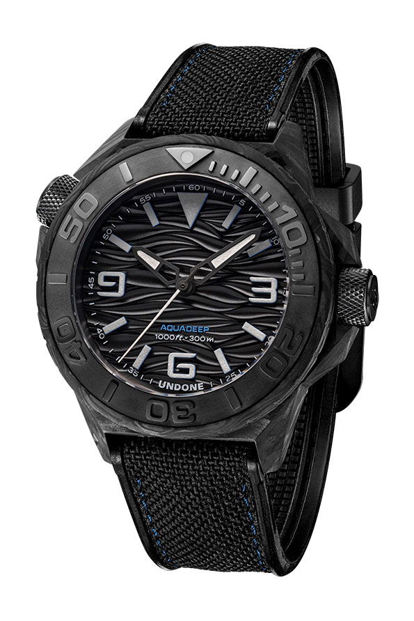 Undone Aqua Carbon Maggy - COL-AQD-MAT - 670 USD – The Watch