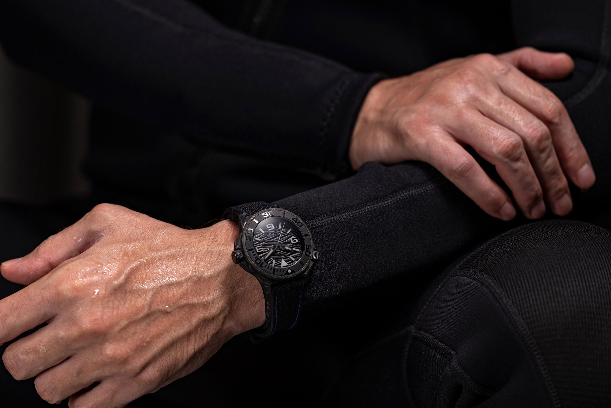 Undone Aqua Carbon Maggy