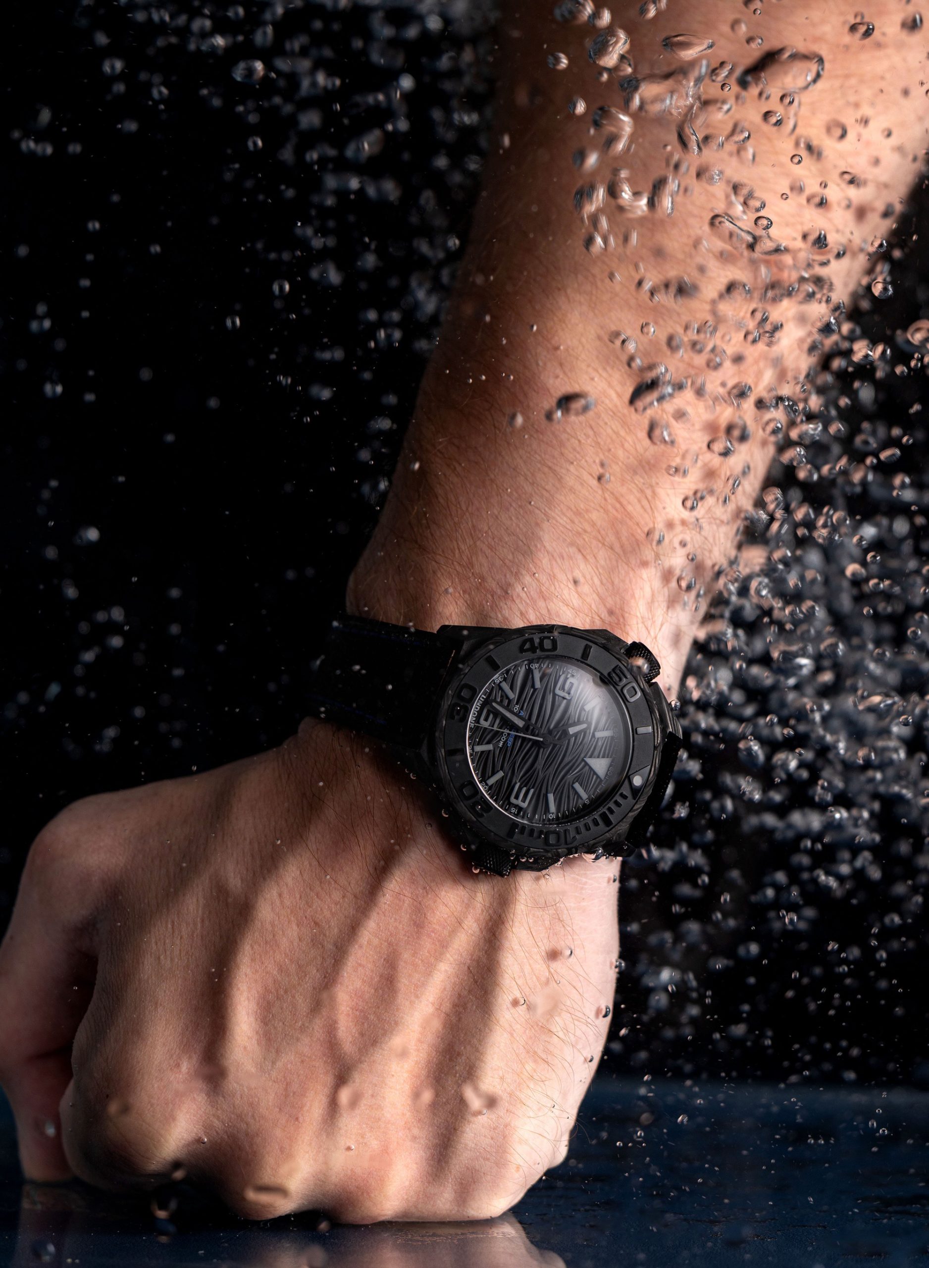 Undone Aqua Carbon Maggy