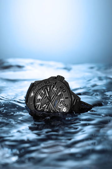 Undone Aqua Carbon Maggy