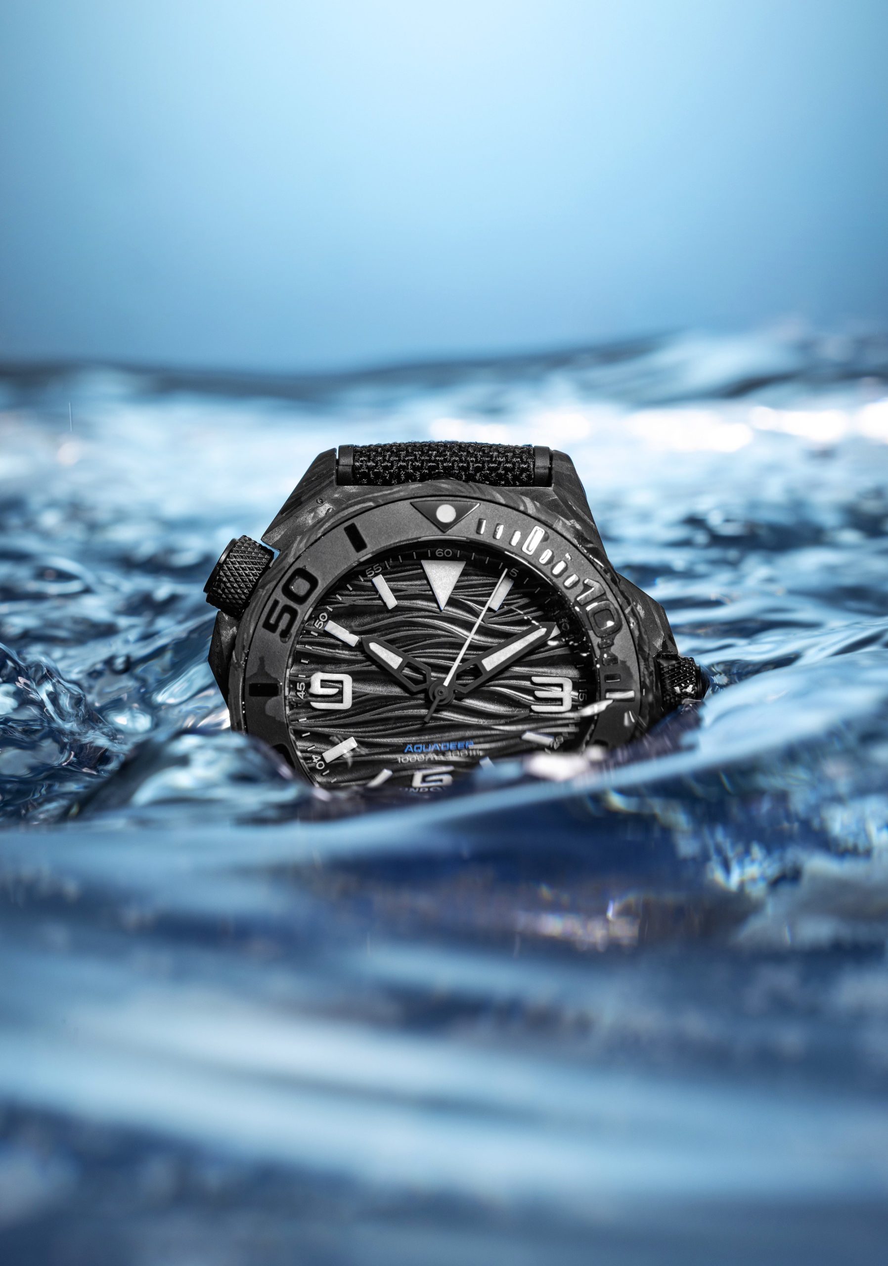 Undone Aqua Carbon Maggy