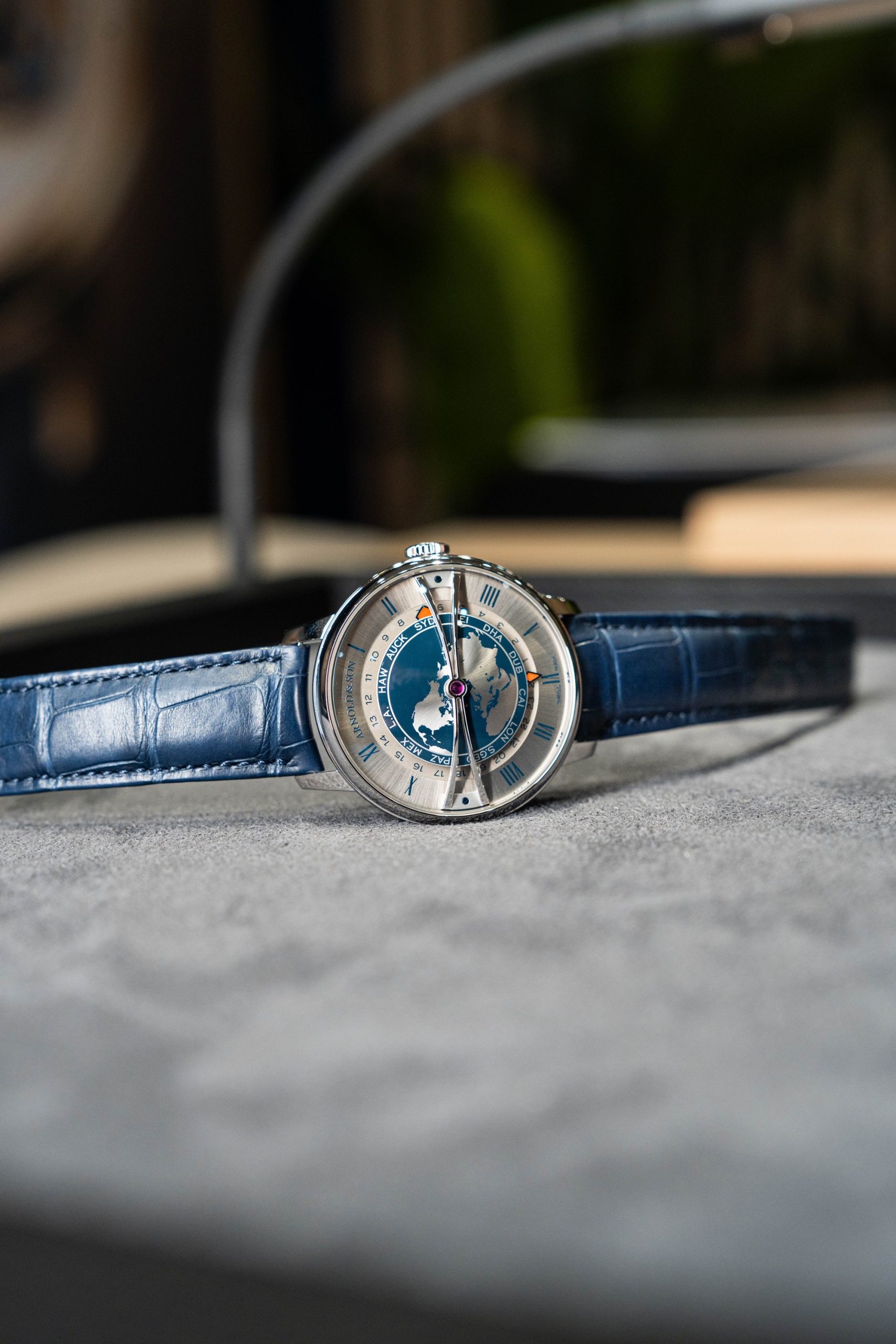 arnold Arnold & Son Globetrotter 42 Steel Greenwich Green – The