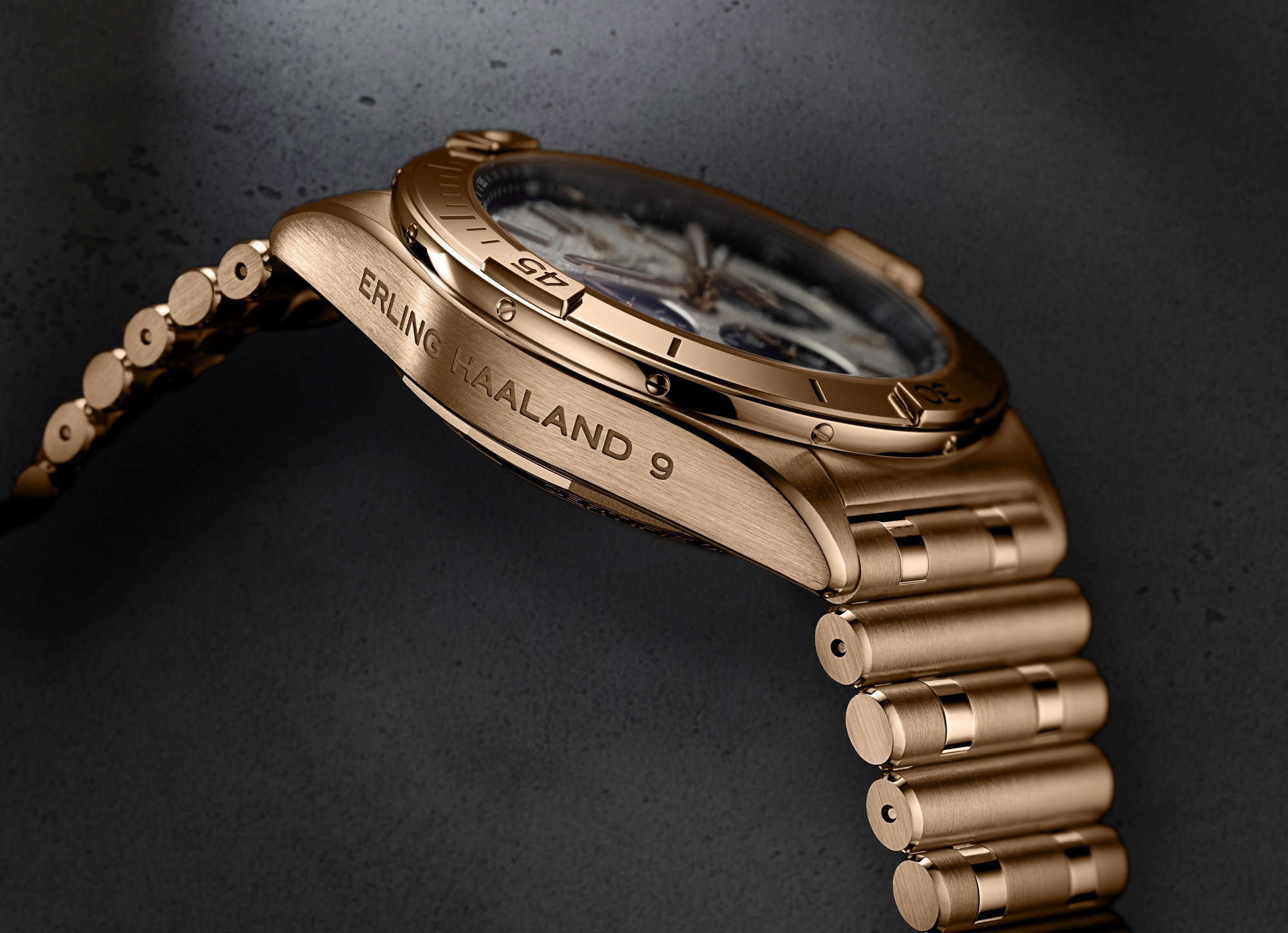 Chronomat B01 42 Erling Haaland - Image 5