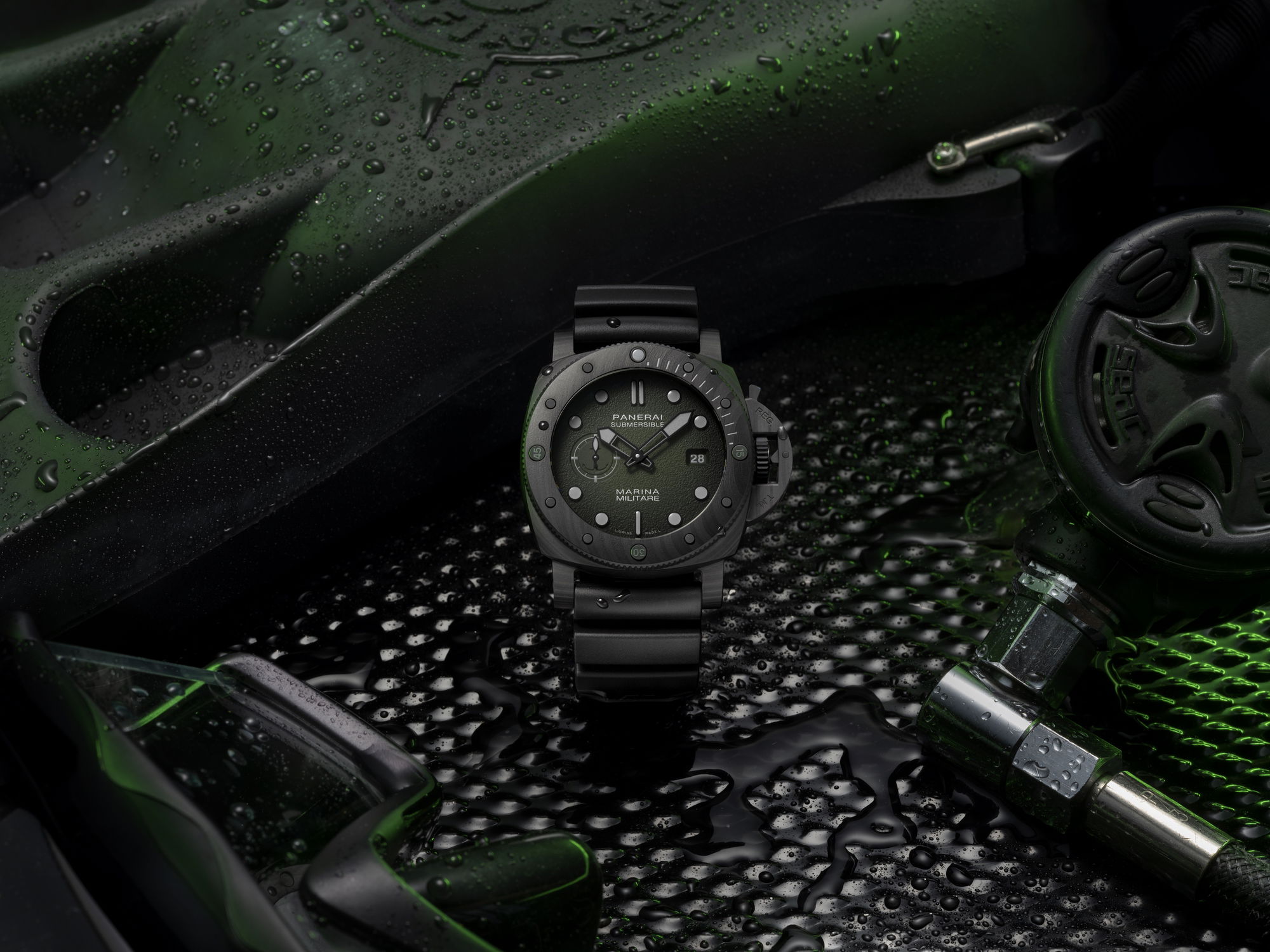 Panerai Submersible Marina Militare CarbotechTM