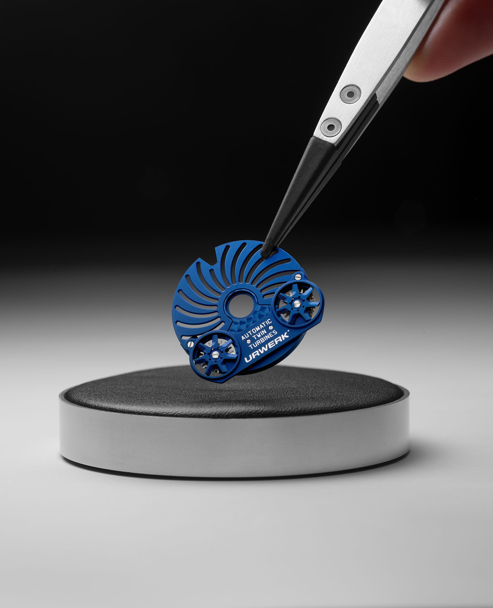 Urwerk UR-150 Blue Scorpion