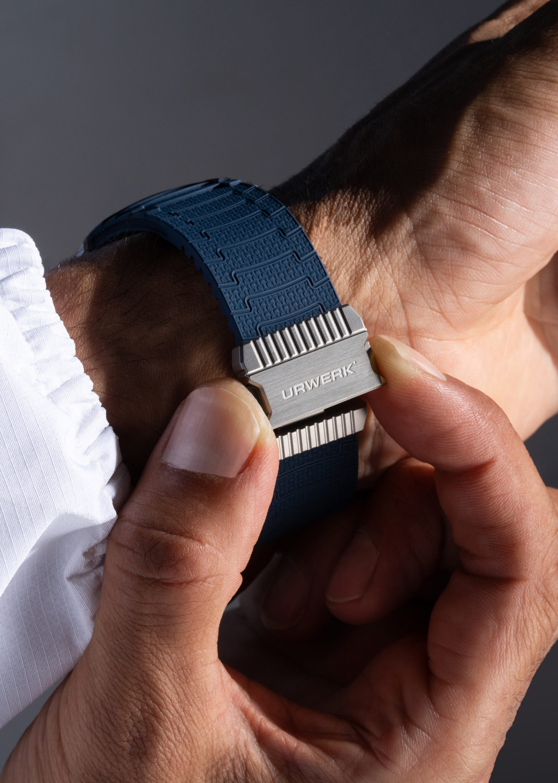 Urwerk UR-150 Blue Scorpion