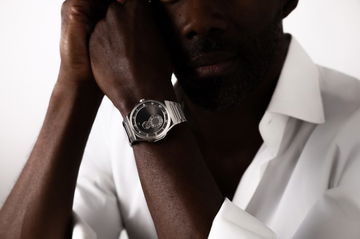 Trilobe Trente-Deux Gray