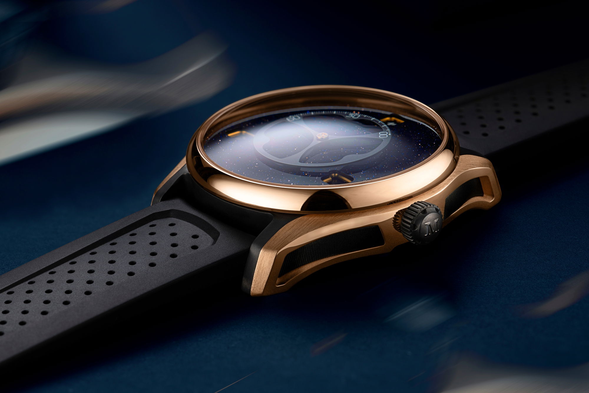 H. Moser &amp; Cie Pioneer Flying Hours Aventurine