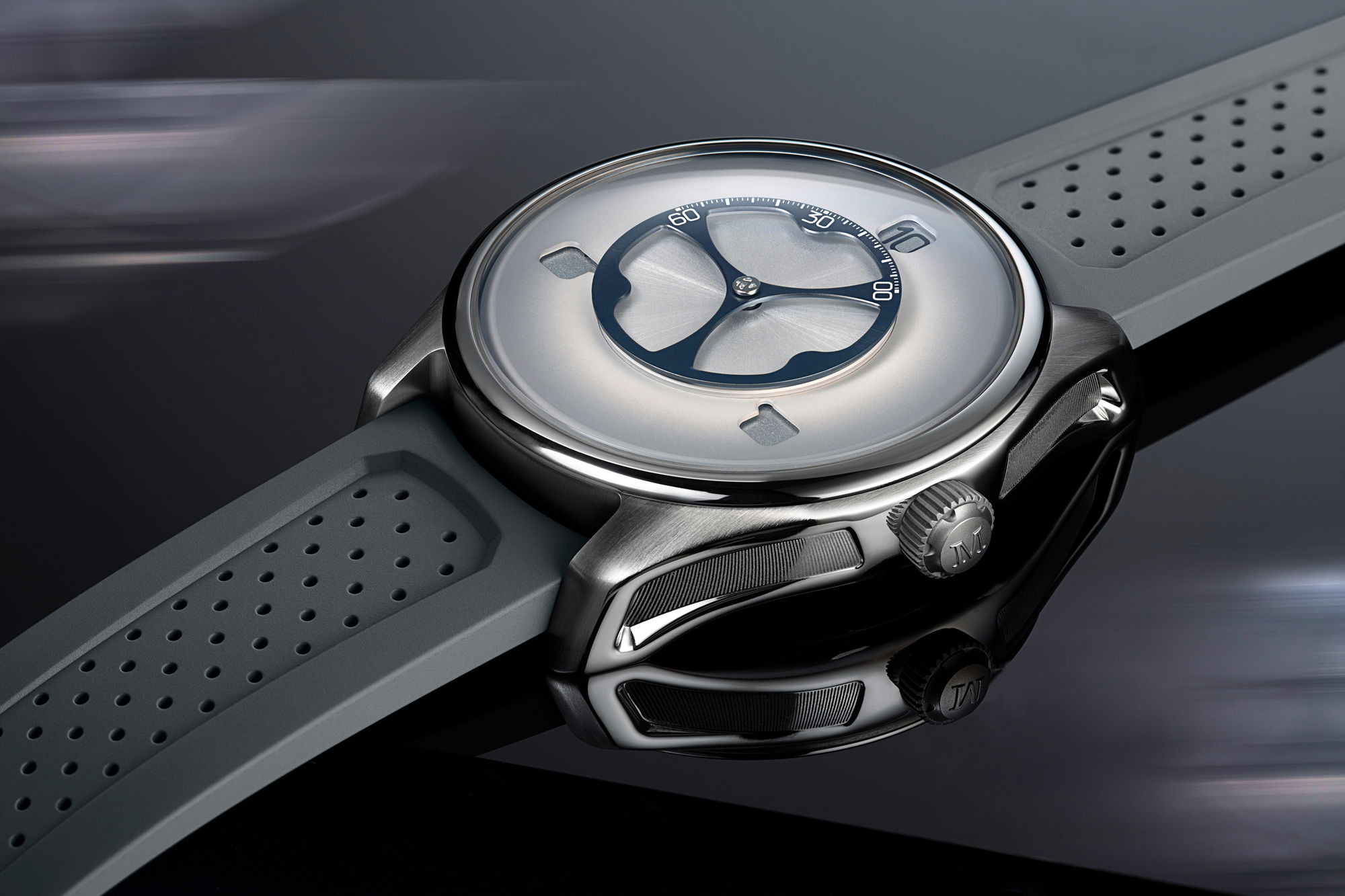 H. Moser &amp; Cie Pioneer Flying Hours White Fumé