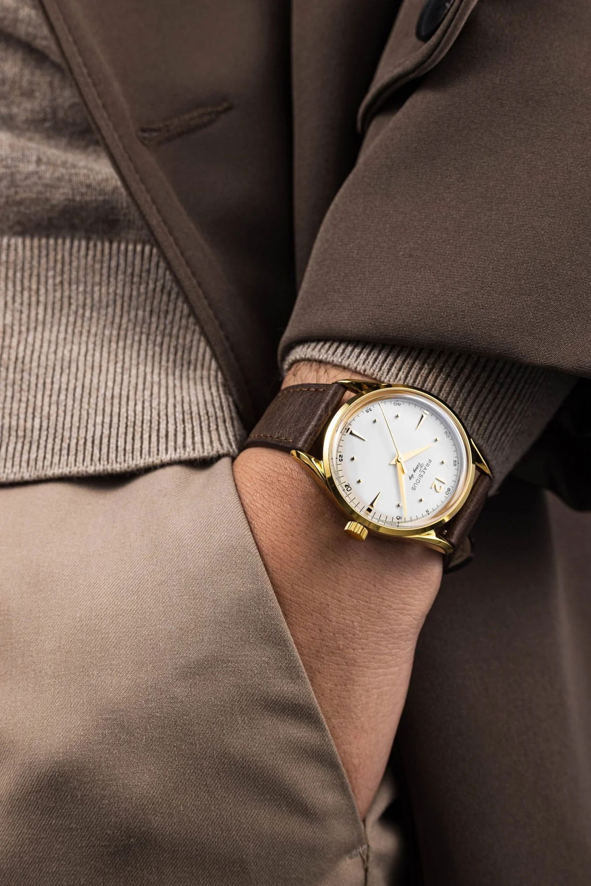 Praesidus Victory White Dove