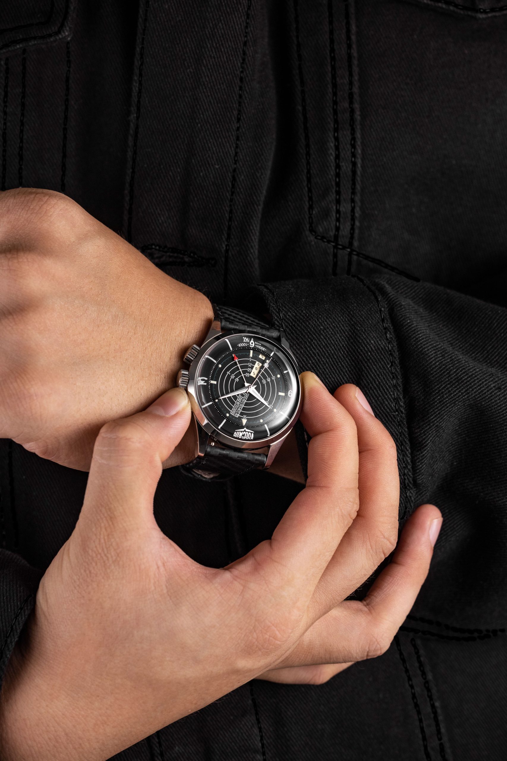 Vulcain Nautical Black White Luminova