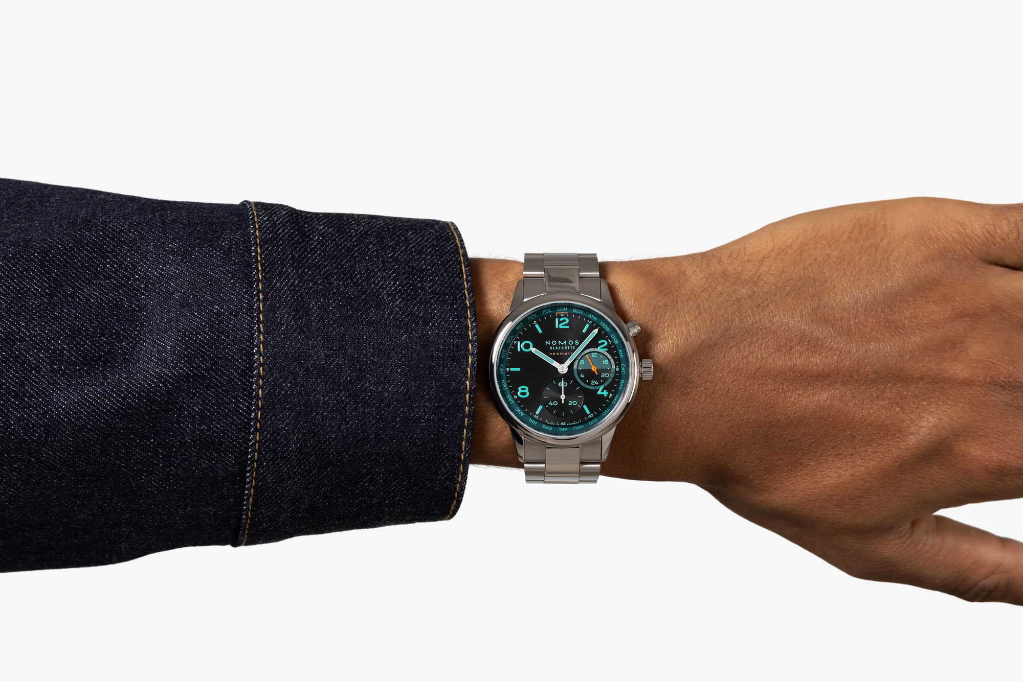 Nomos Glashütte Club Sport neomatik Worldtimer Trace