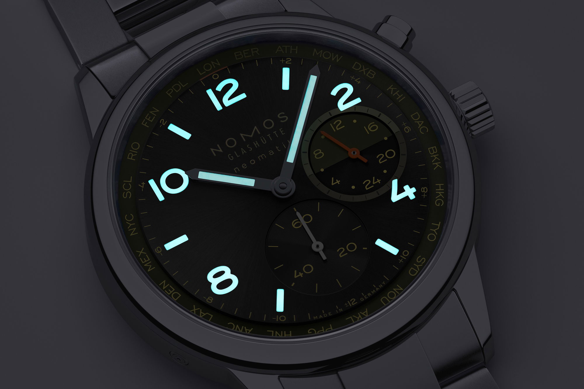 Nomos Glashütte Club Sport neomatik Worldtimer Vector
