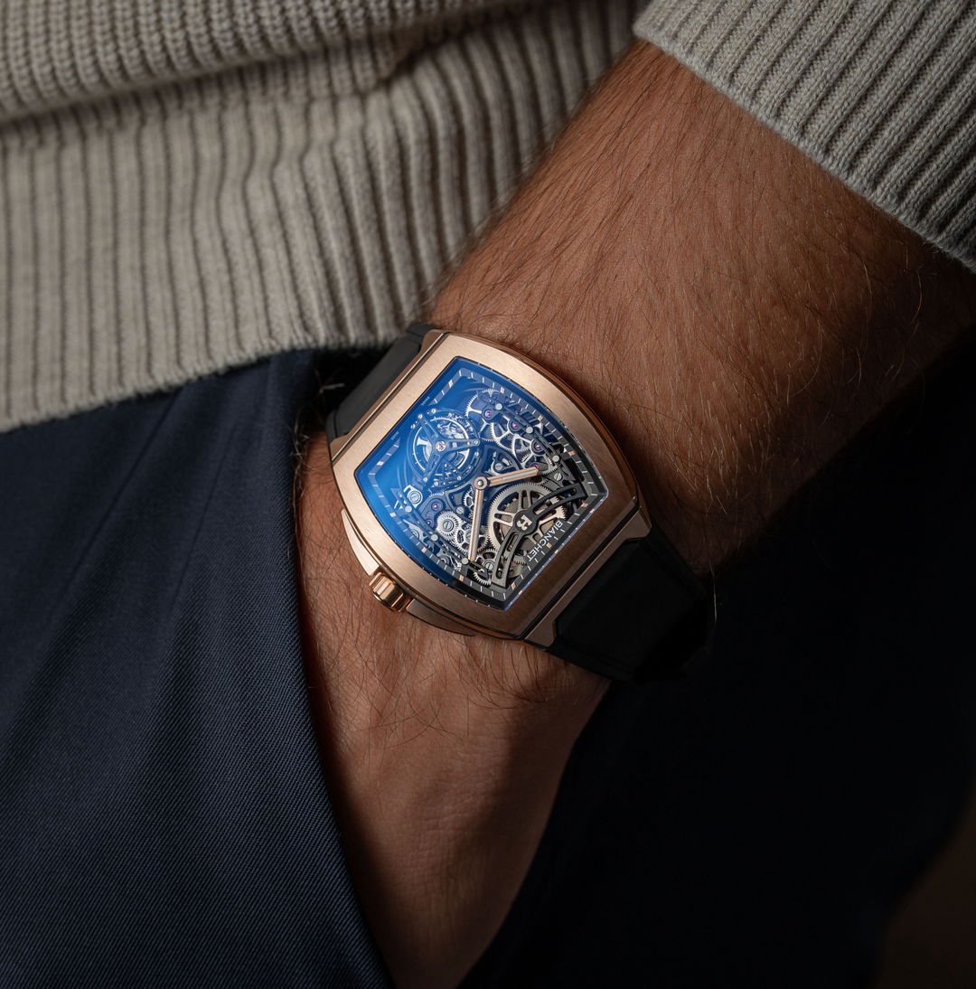 UltraFino Rose Gold Skeleton Black