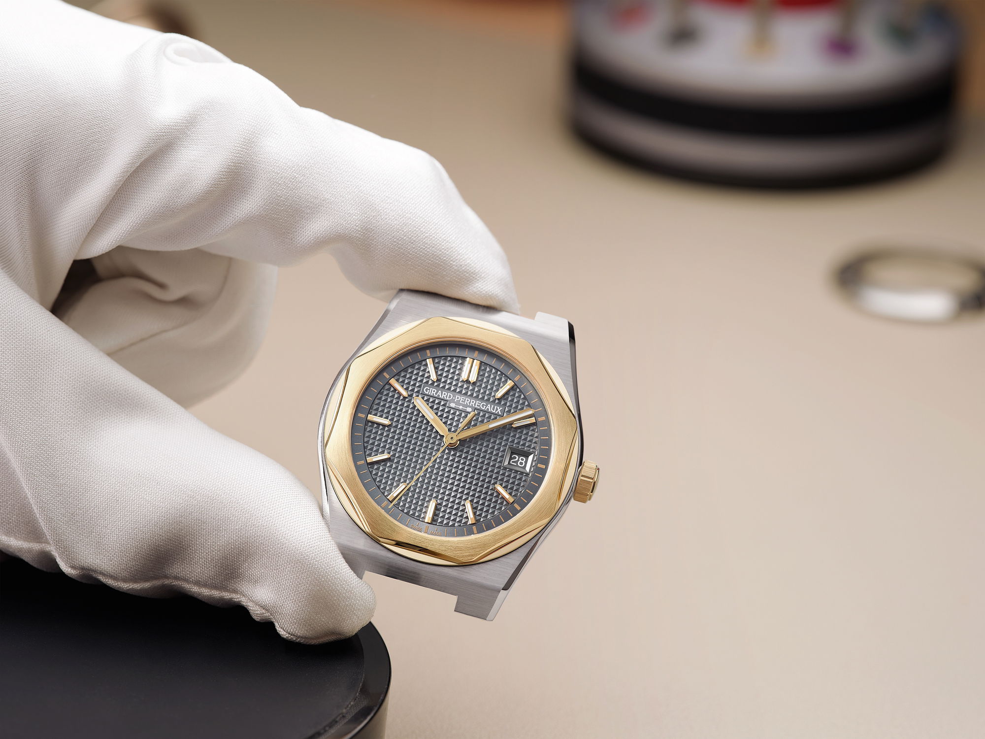 Girard-Perregaux Laureato FIFTY