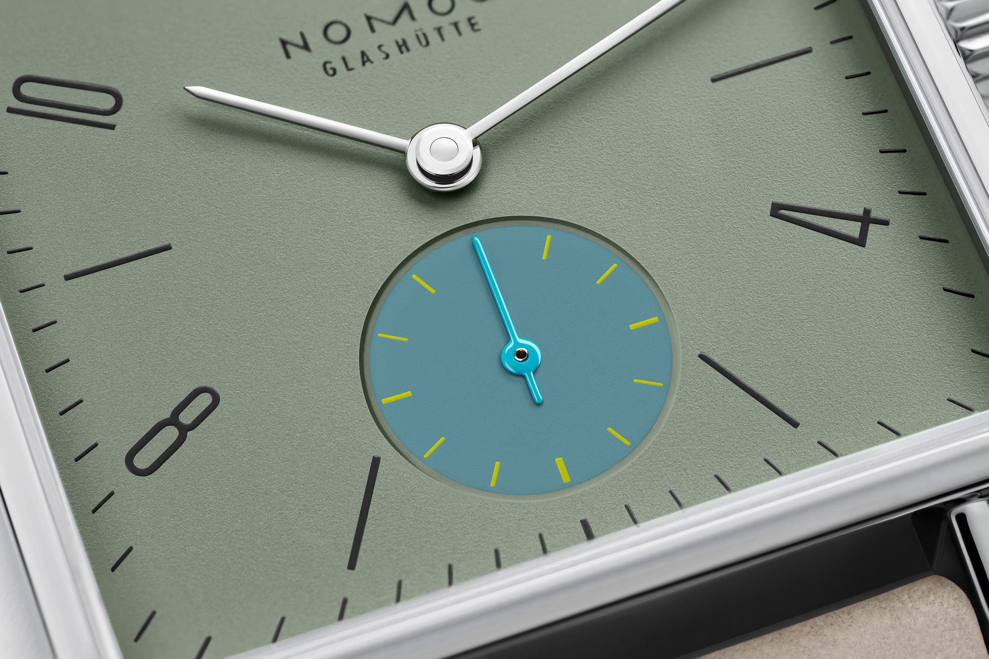 Nomos Glashütte Tetra Salvia