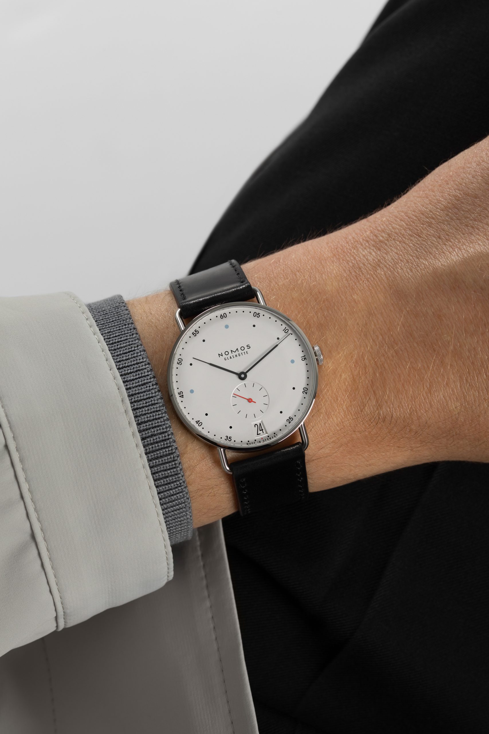 Nomos Glashütte Metro 38 date