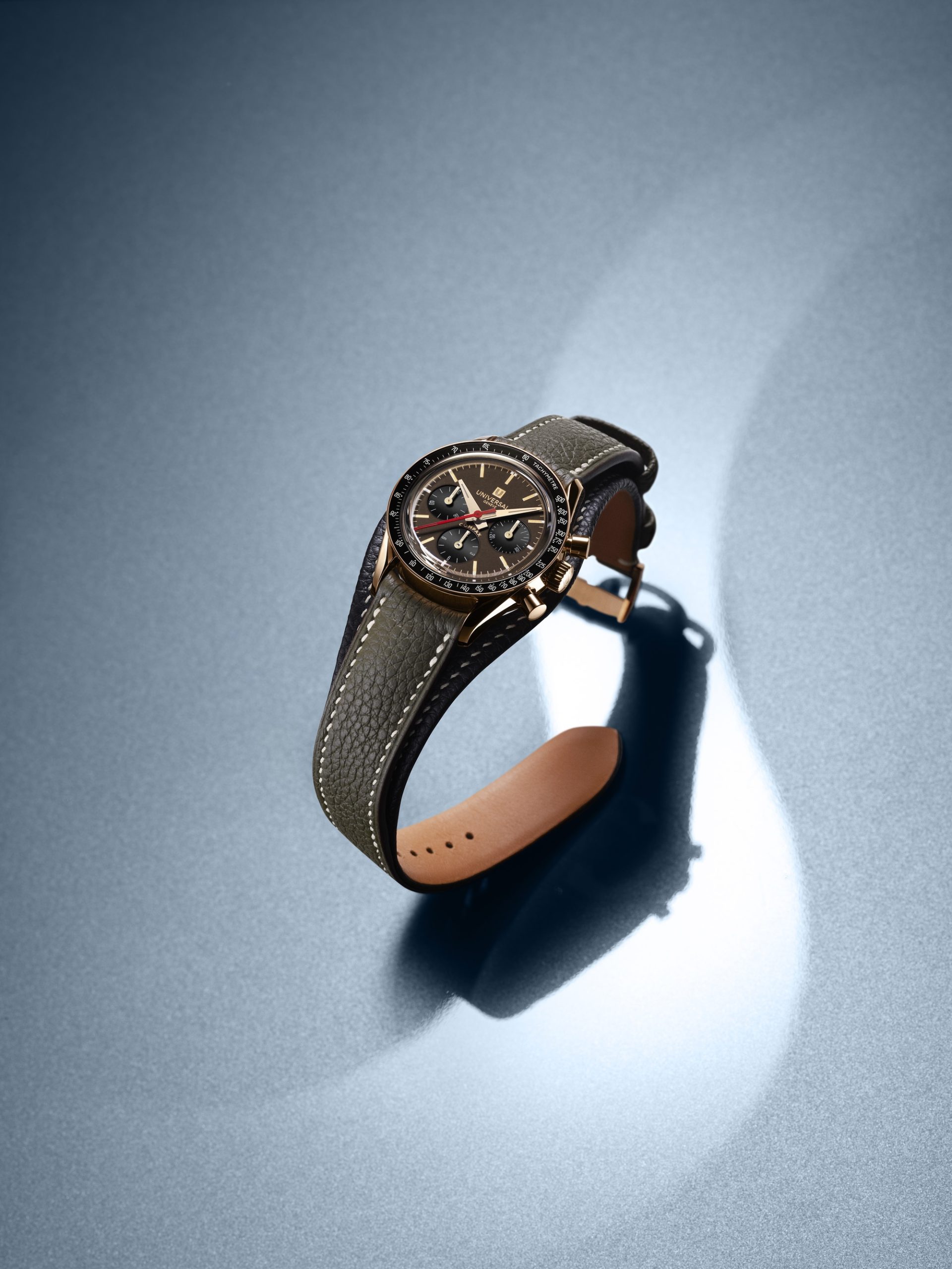 Universal Genève Tribute to Compax