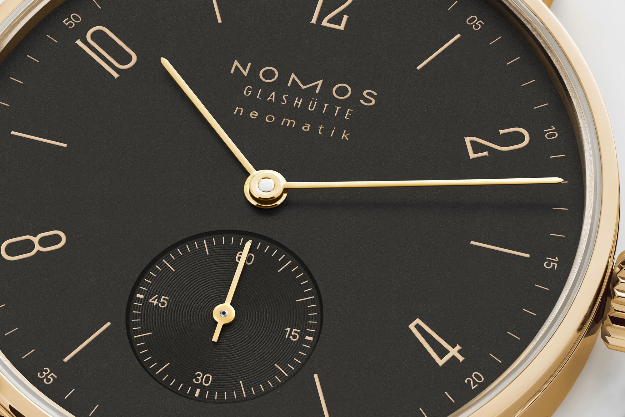 Nomos Glashütte Tangente gold neomatik ruthenium