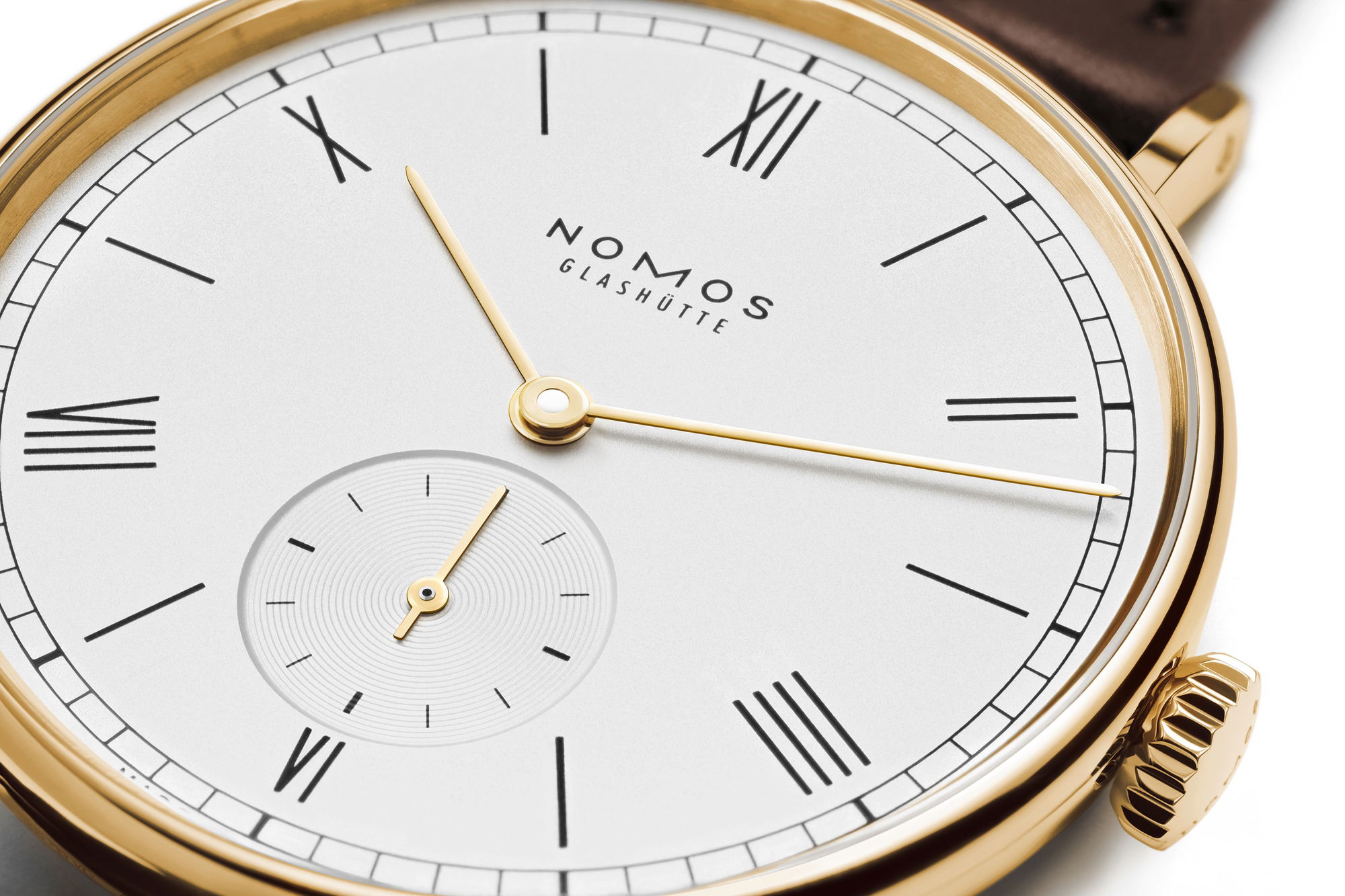 Nomos Glashütte Ludwig gold doré