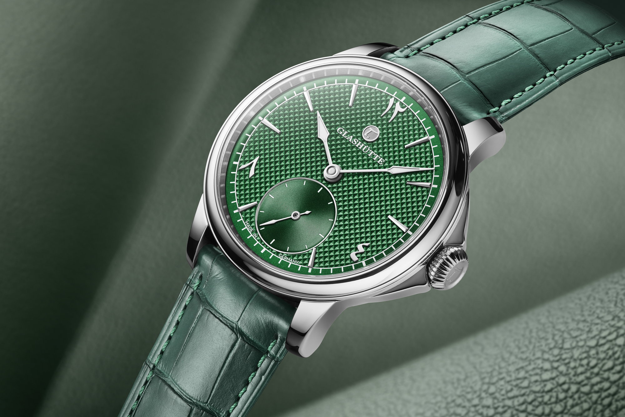 Patria Small Second Evergreen - Image 4