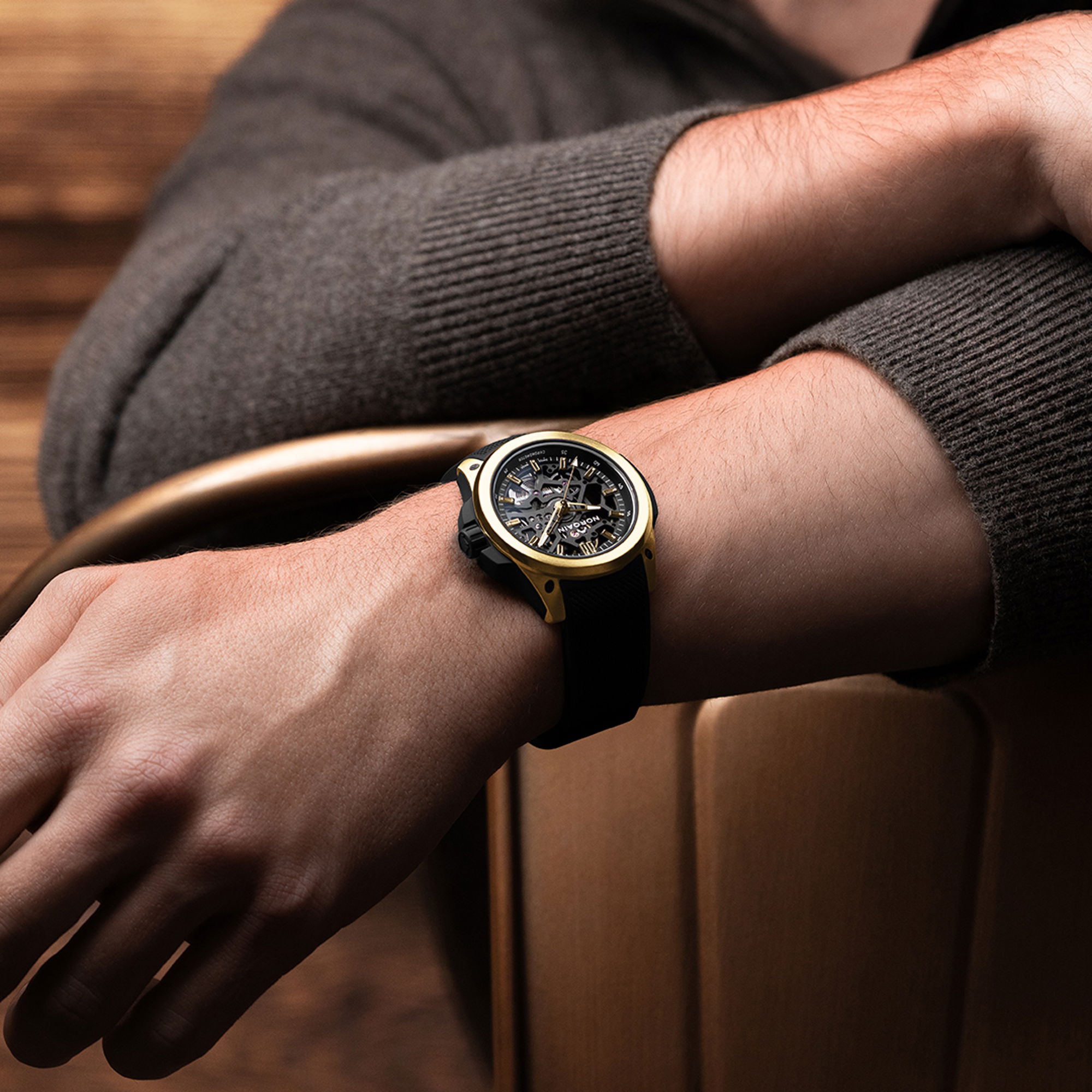 NORQAIN Wild One Skeleton 39 Yellow Gold