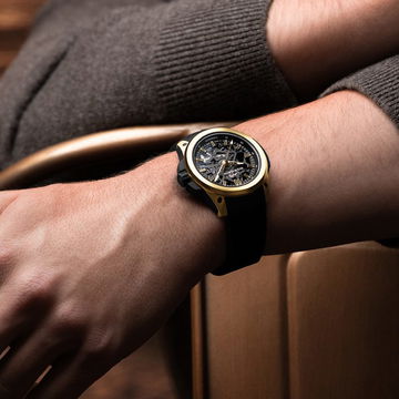 NORQAIN Wild One Skeleton 39 Yellow Gold