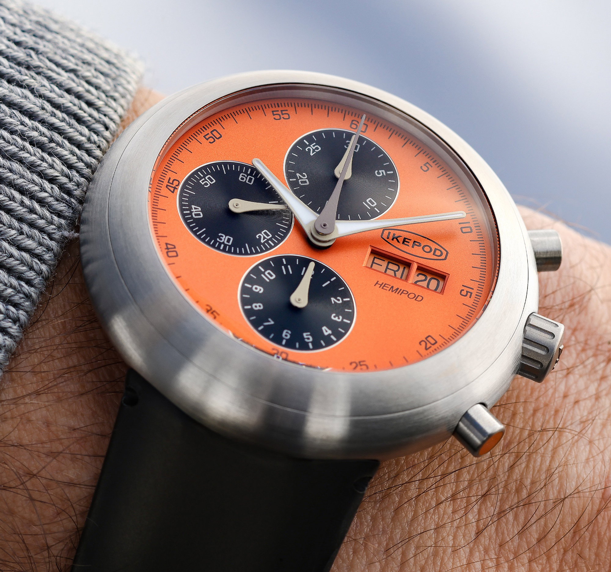 Ikepod Hemipod HE11 Day Date Orange