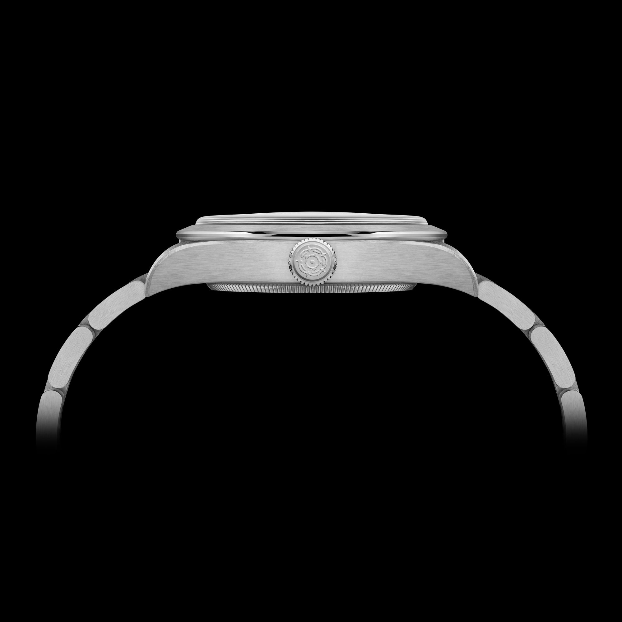 TUDOR Ranger 39 Black