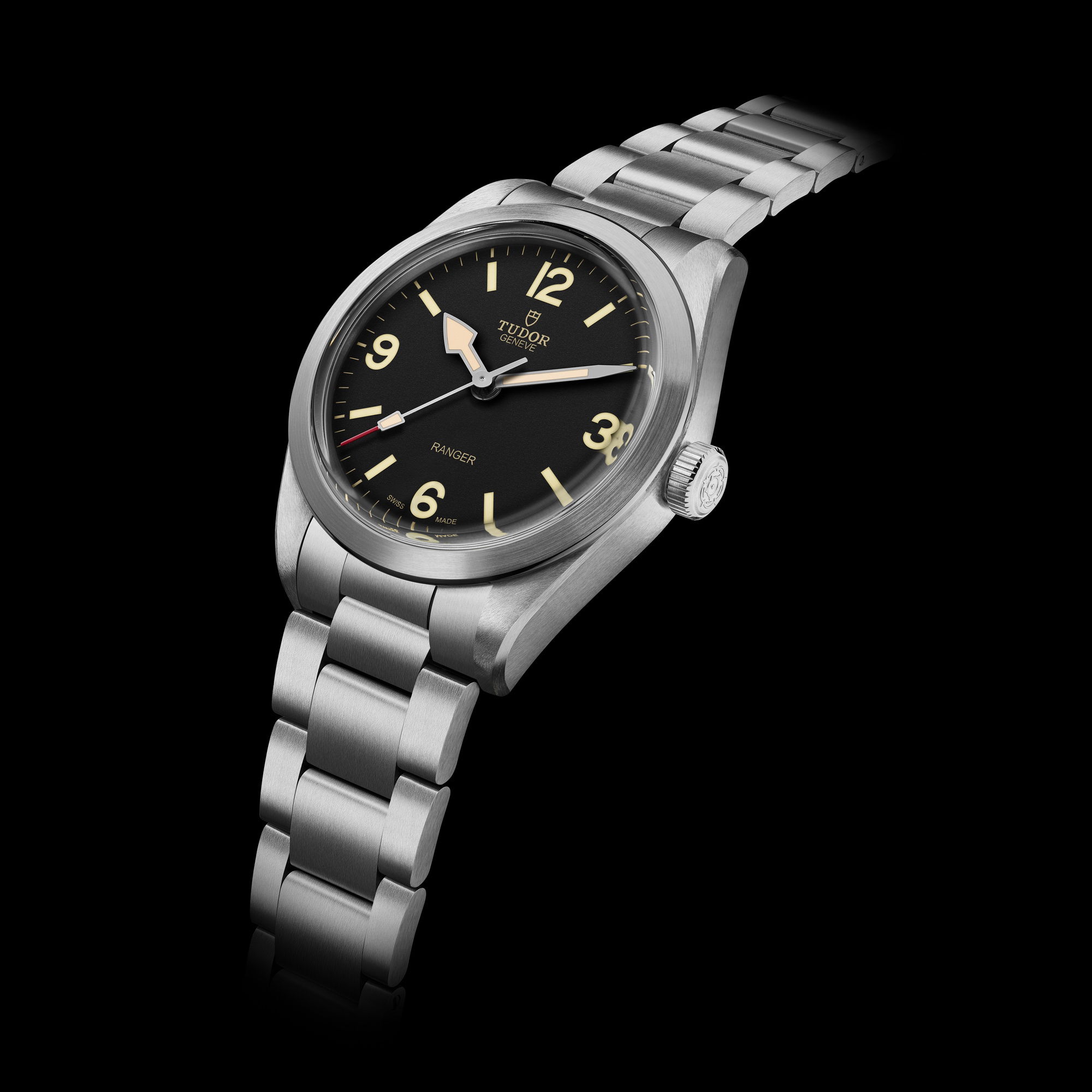 TUDOR Ranger 39 Black