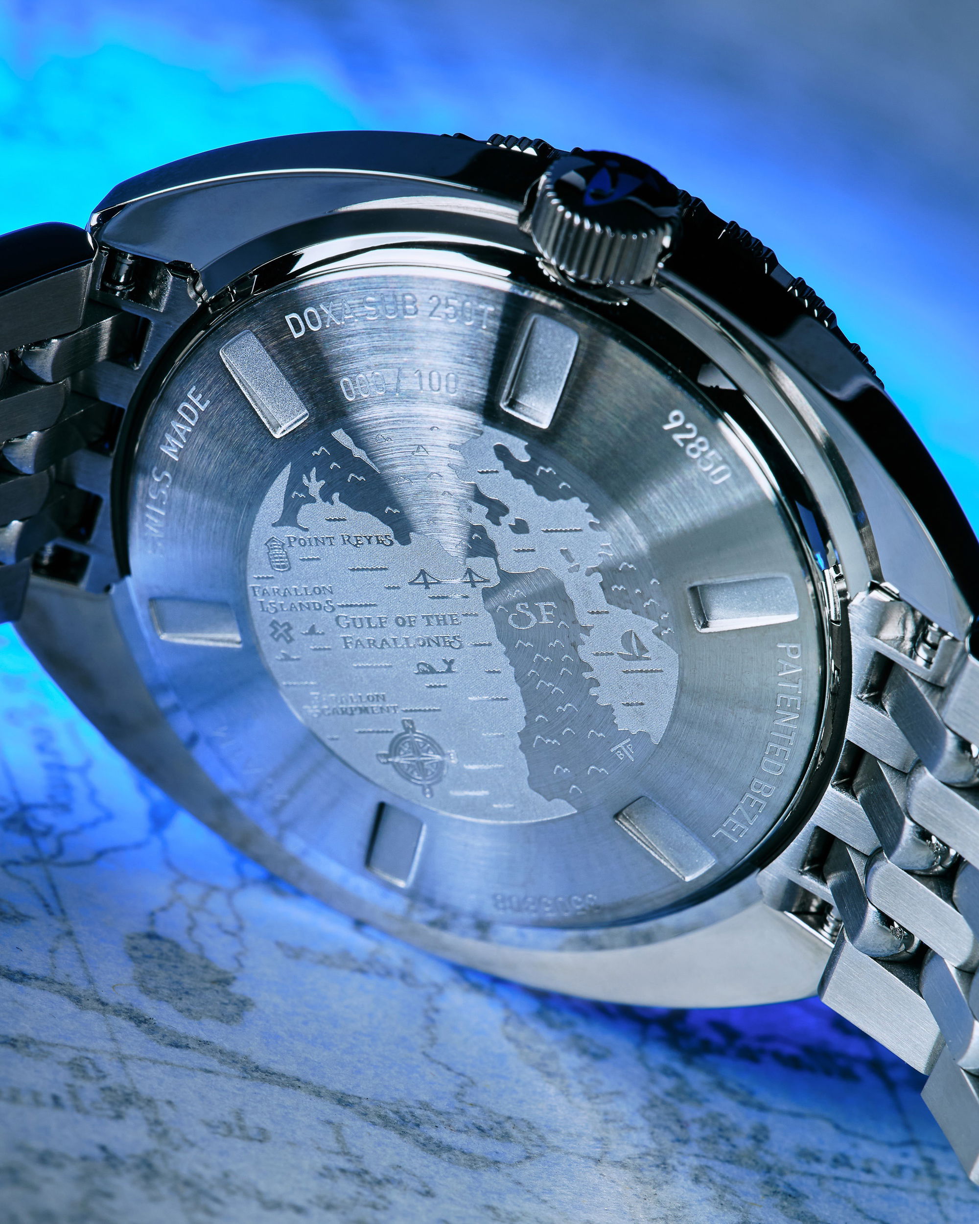 Doxa SUB 250T GMT &quot;Great White&quot; Topper Edition