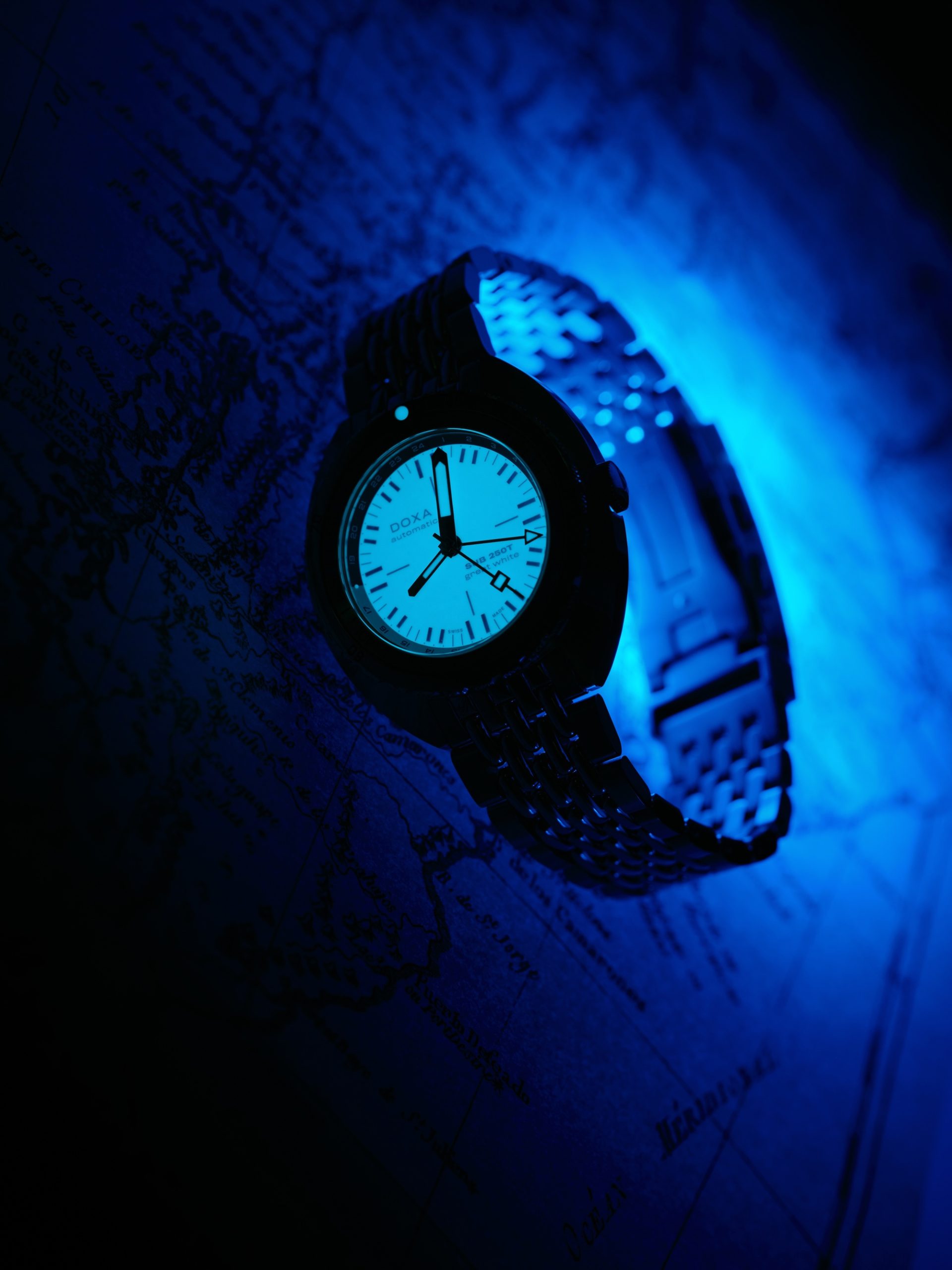 Doxa SUB 250T GMT &quot;Great White&quot; Topper Edition