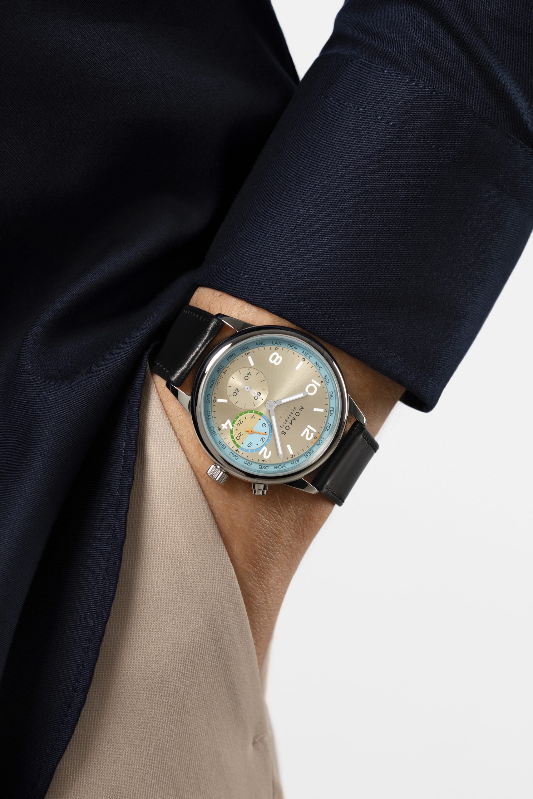 Nomos Glashütte Club Sport neomatik Worldtimer Roam